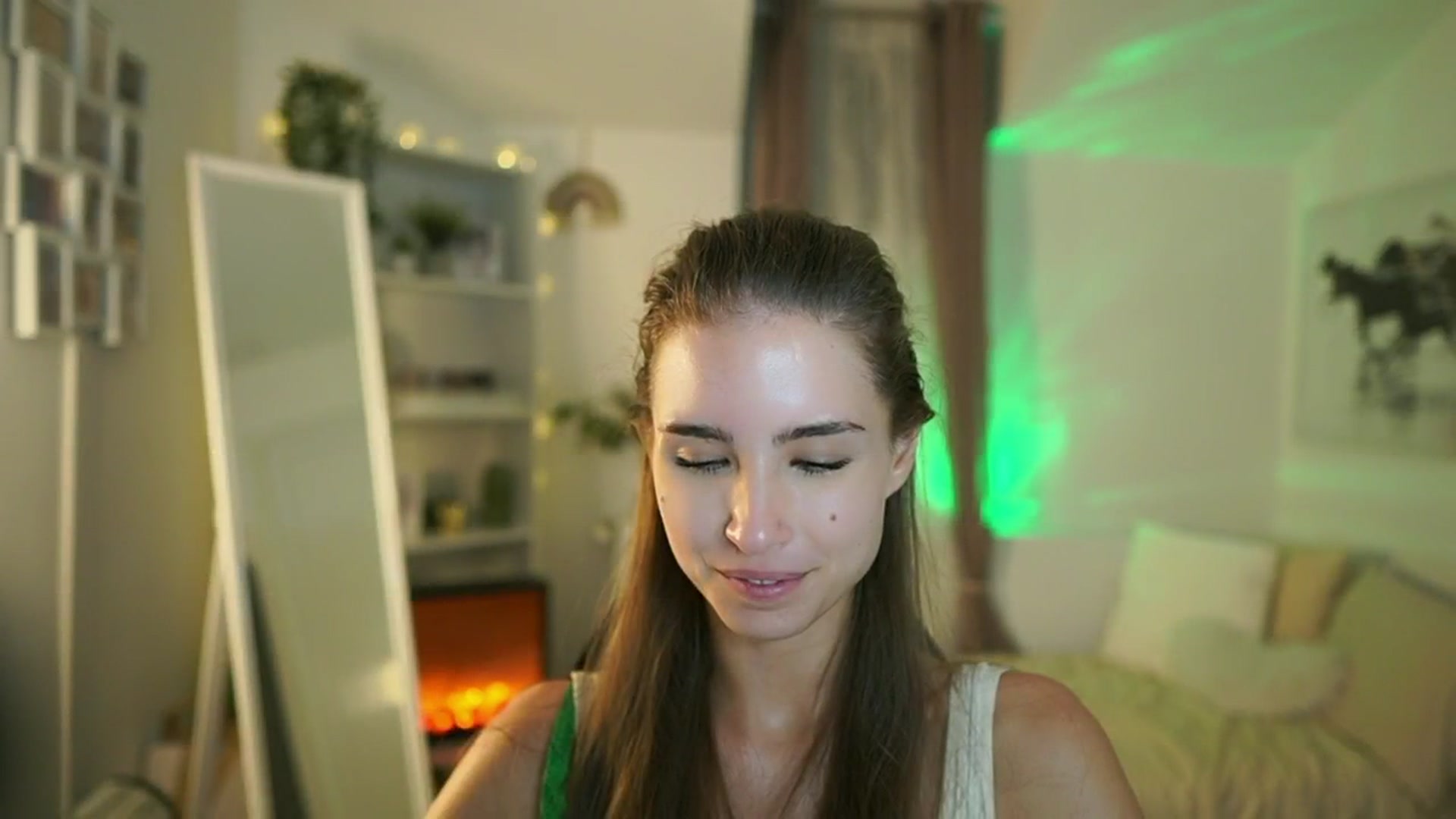 Gallery image thumbnail from Shy_jane's myfreecams stream on, 09/05/2025, 15:25 image 2 of 20