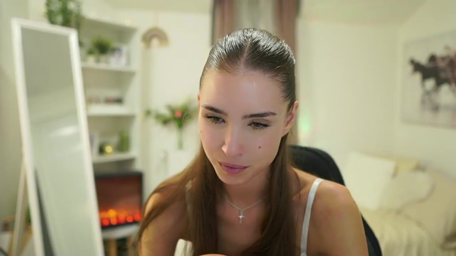 Gallery image thumbnail from Shy_jane's myfreecams stream on, 09/11/2025, 11:29 image 8 of 20