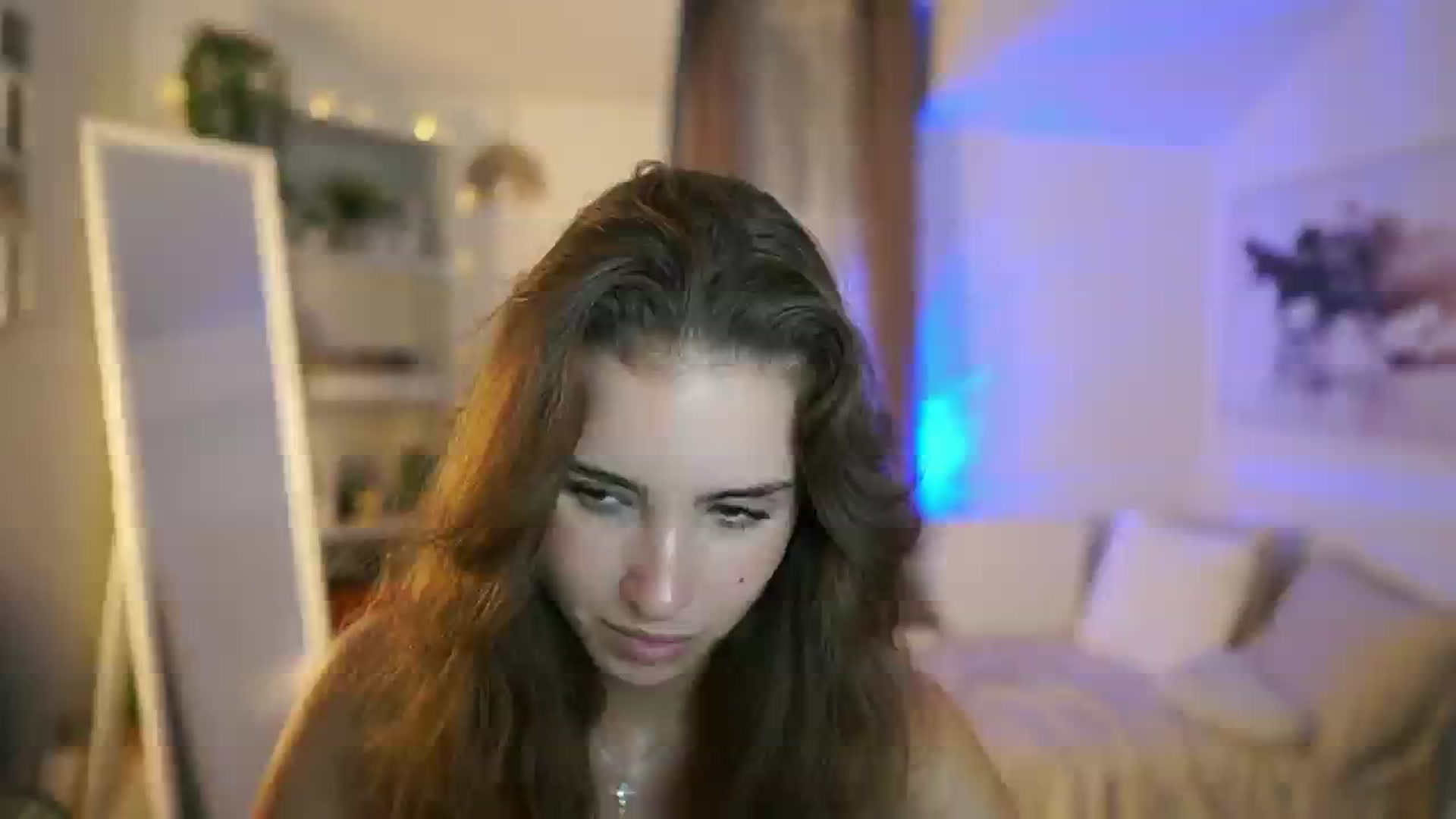 Gallery image thumbnail from Shy_jane's myfreecams stream on, 09/12/2025, 15:56 image 1 of 20
