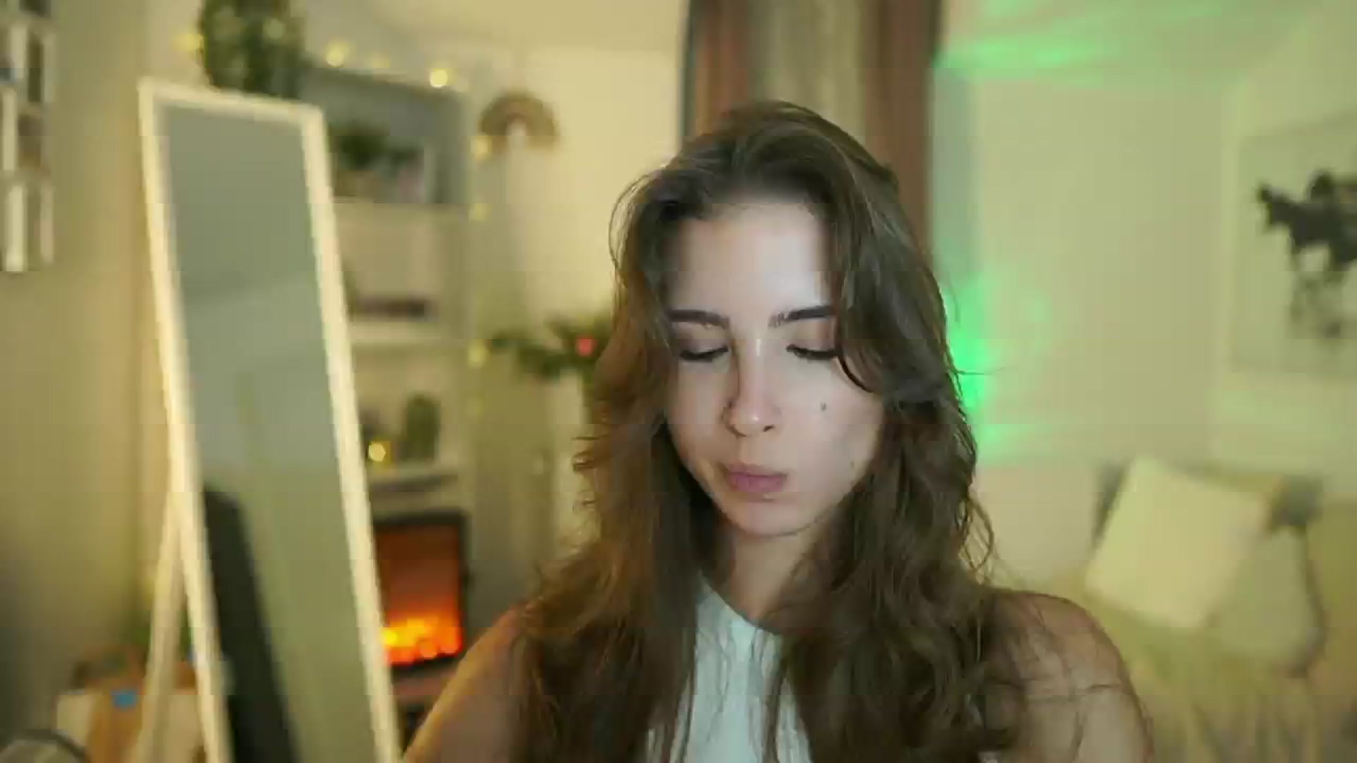 Gallery image thumbnail from Shy_jane's myfreecams stream on, 09/15/2025, 15:23 image 7 of 20