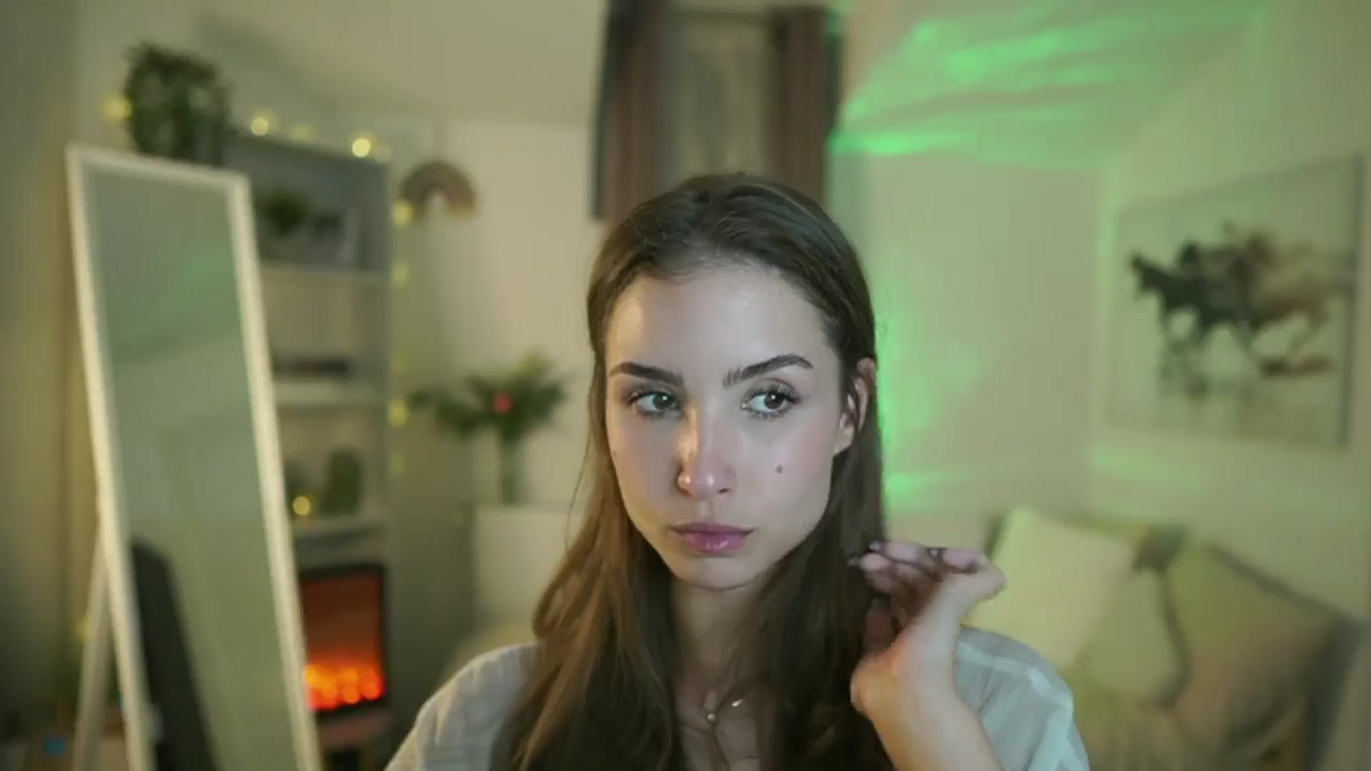 Gallery image thumbnail from Shy_jane's myfreecams stream on, 09/18/2025, 13:26 image 16 of 20