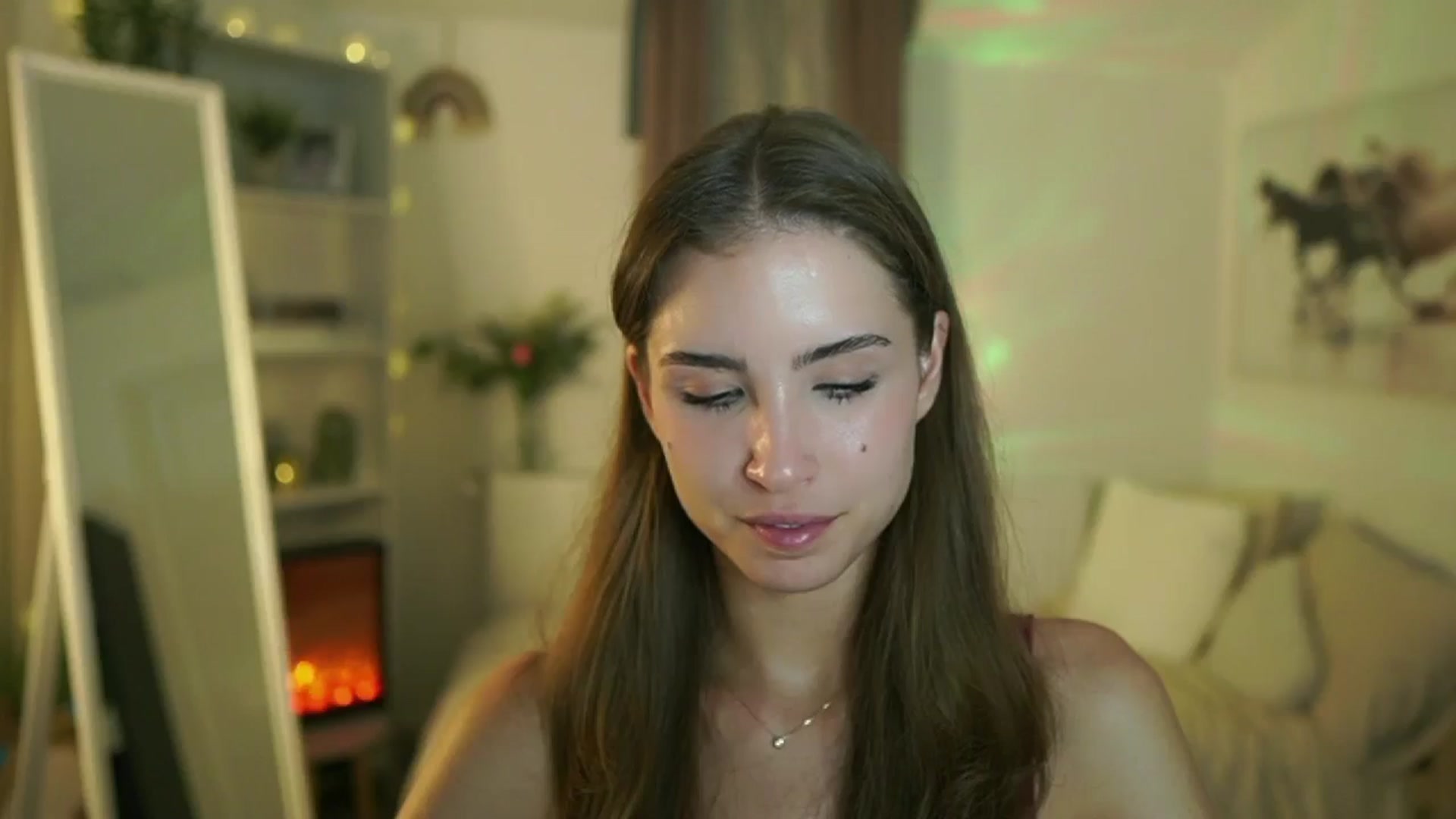 Gallery image thumbnail from Shy_jane's myfreecams stream on, 09/18/2025, 17:19 image 16 of 20