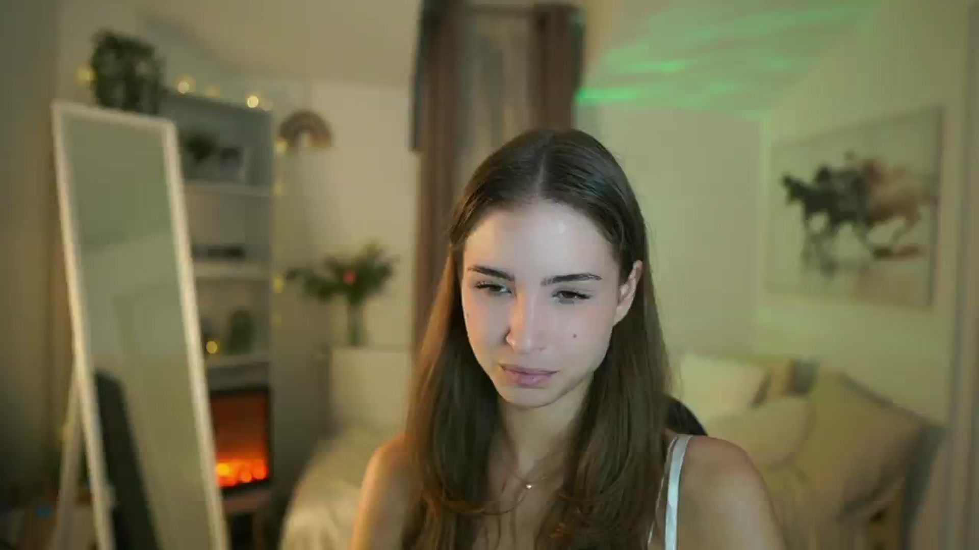 Gallery image thumbnail from Shy_jane's myfreecams stream on, 09/19/2025, 12:10 image 7 of 20