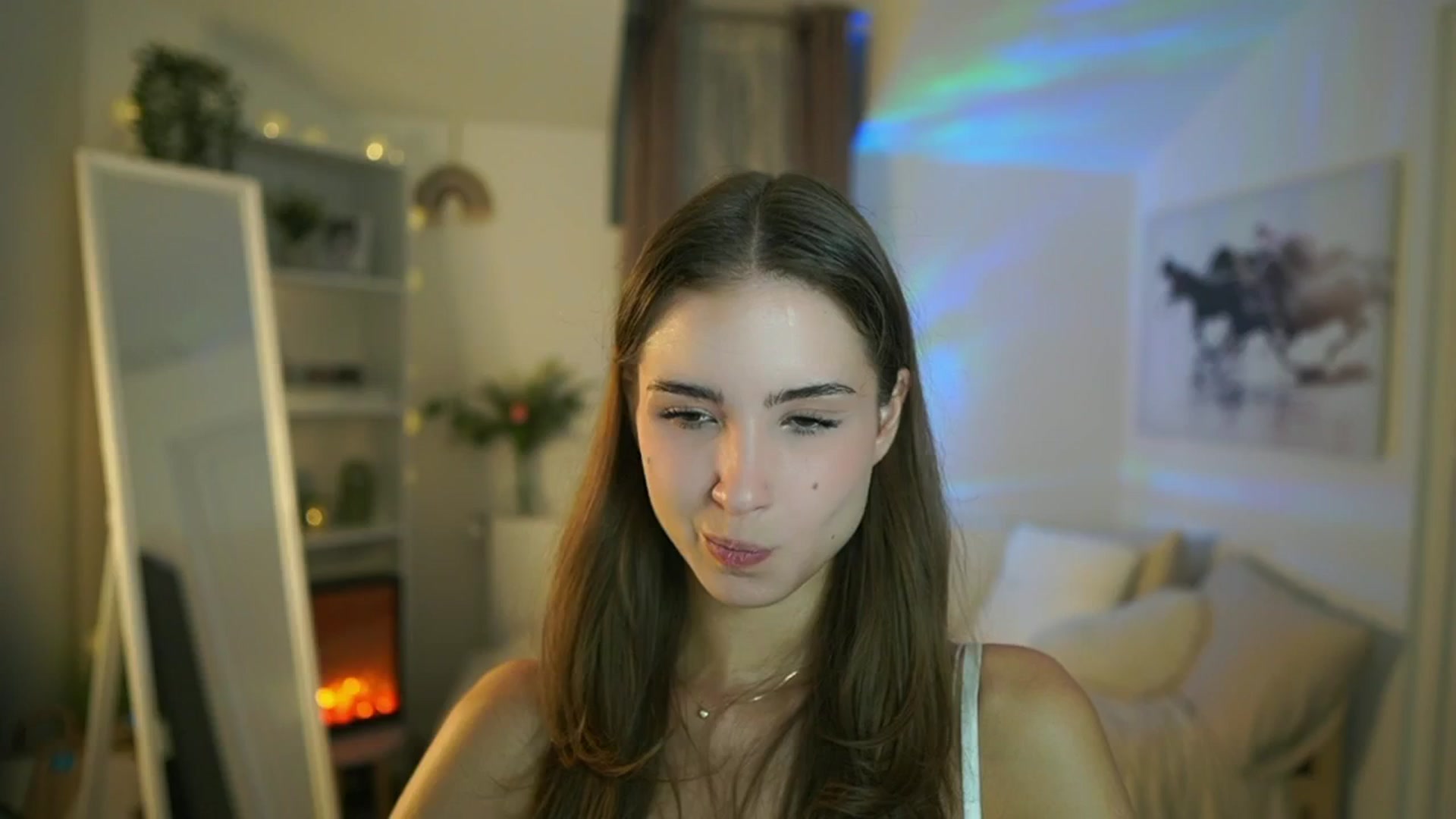 Gallery image thumbnail from Shy_jane's myfreecams stream on, 09/19/2025, 12:10 image 12 of 20