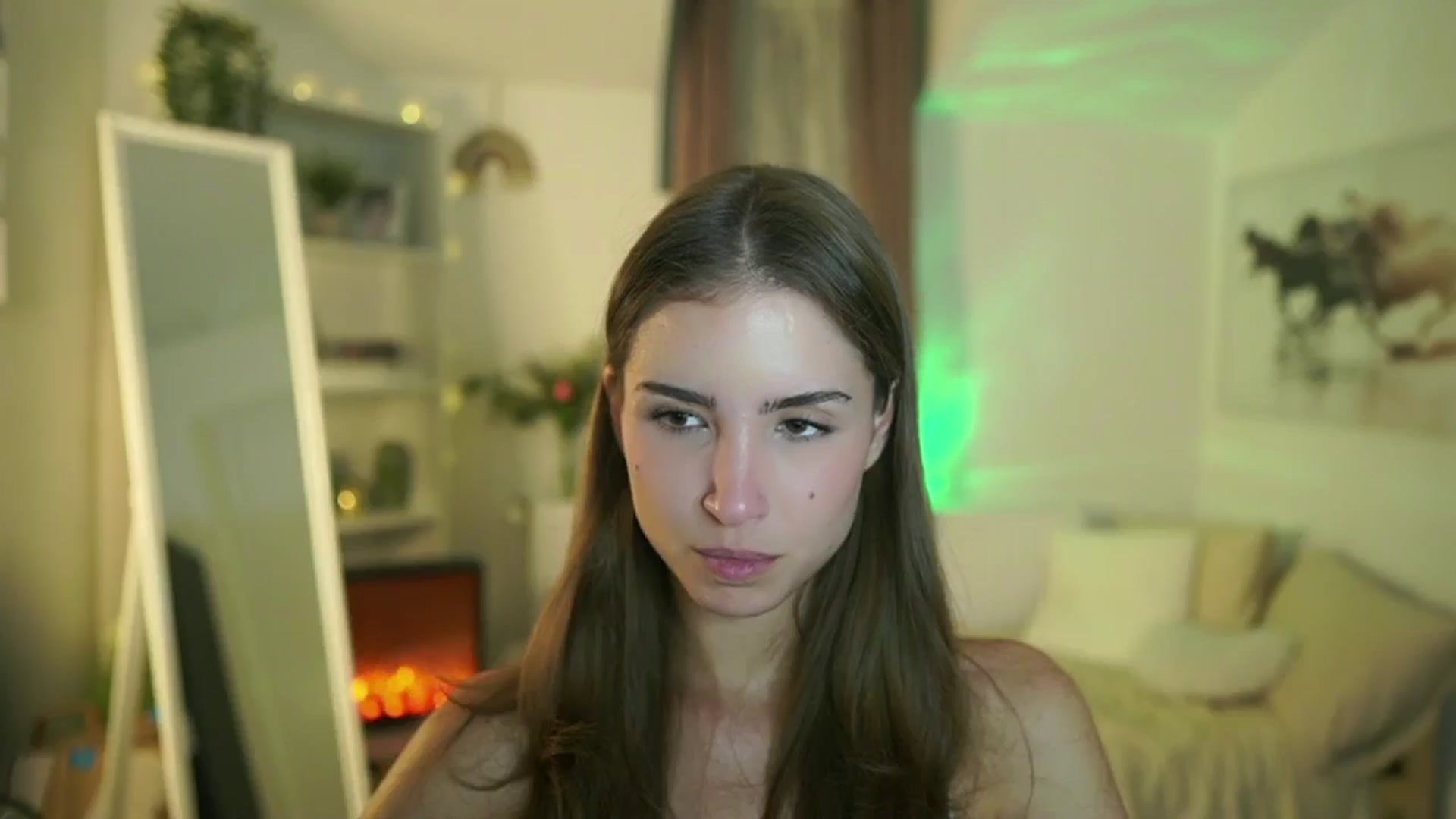 Gallery image thumbnail from Shy_jane's myfreecams stream on, 09/22/2025, 15:46 image 3 of 20