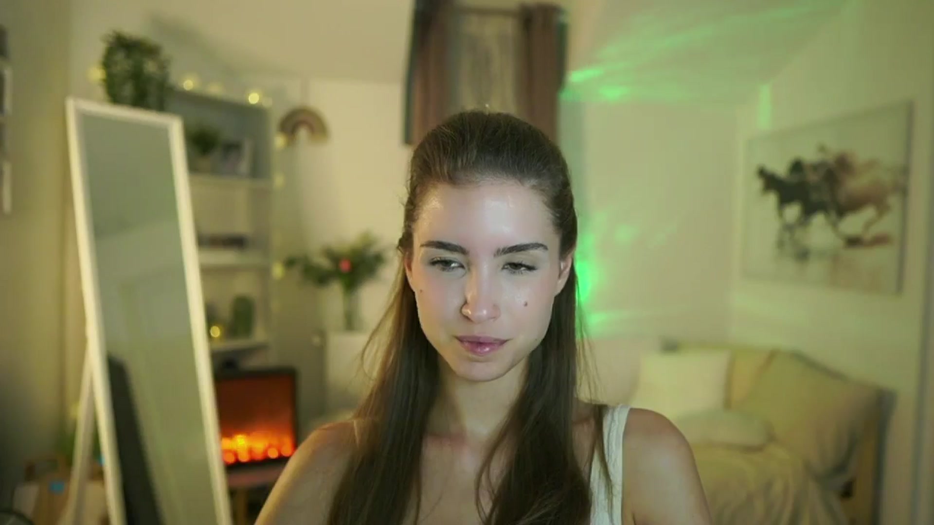 Gallery image thumbnail from Shy_jane's myfreecams stream on, 09/25/2025, 14:43 image 15 of 20