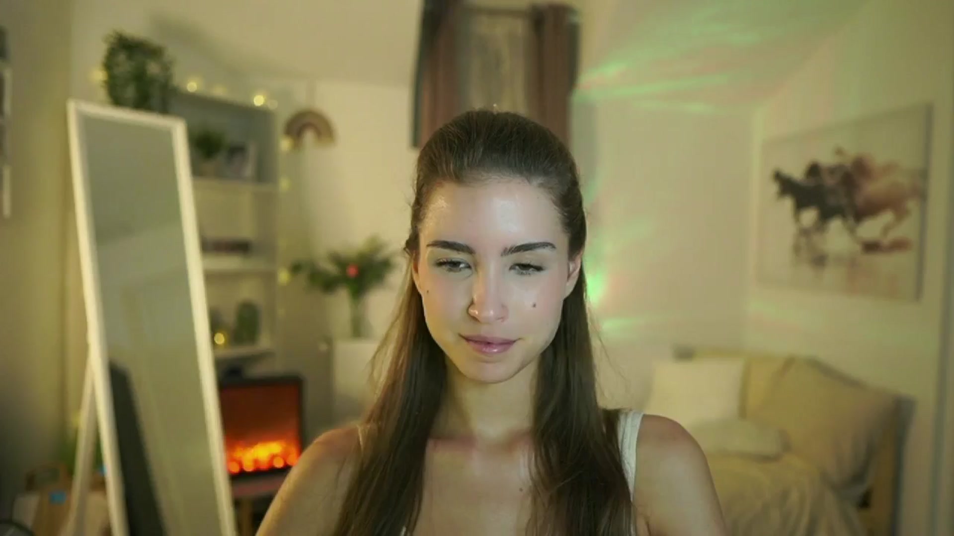 Gallery image thumbnail from Shy_jane's myfreecams stream on, 09/25/2025, 14:43 image 7 of 20