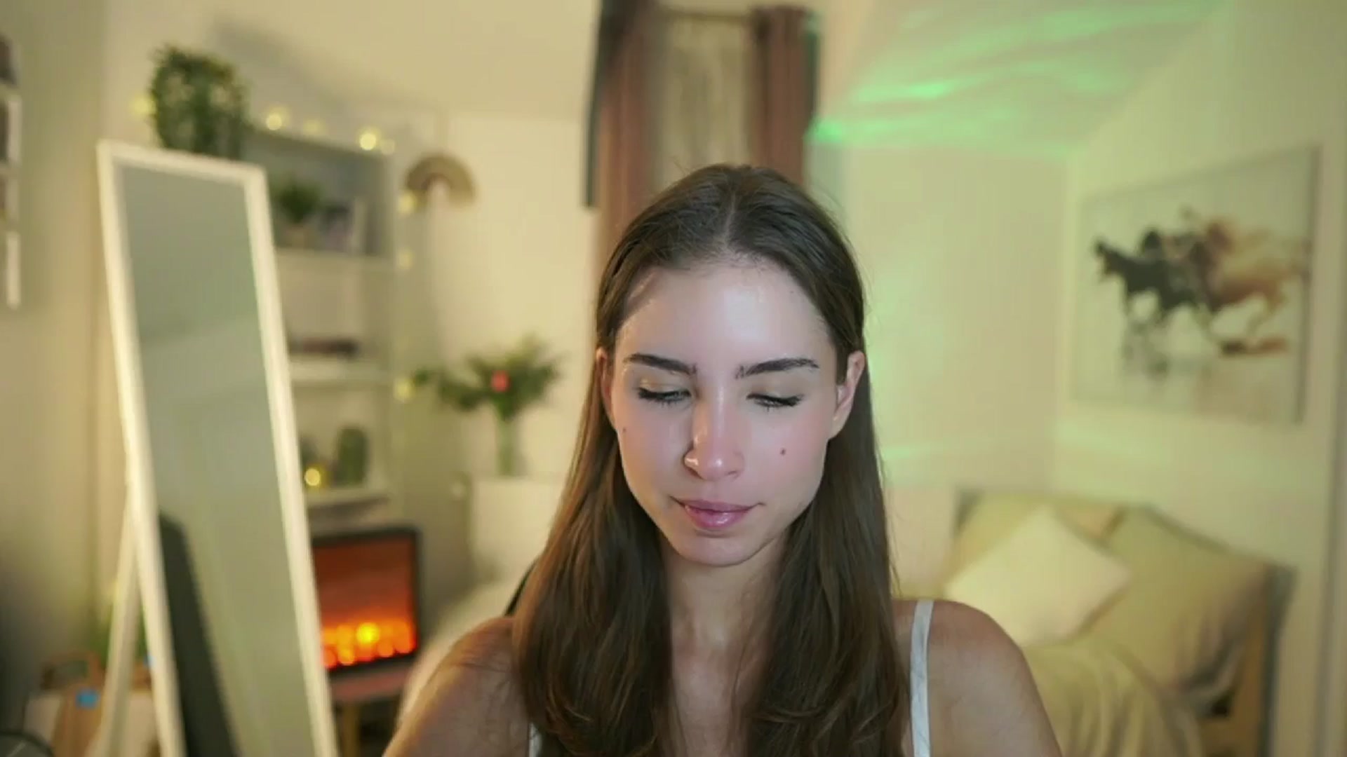 Gallery image thumbnail from Shy_jane's myfreecams stream on, 09/30/2025, 14:41 image 13 of 20