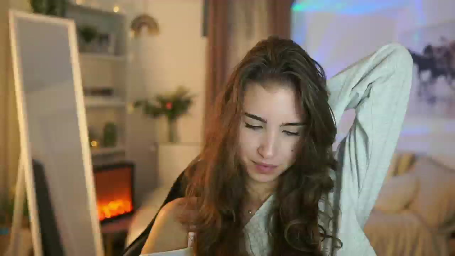 Gallery image thumbnail from Shy_jane's myfreecams stream on, 10/07/2025, 13:16 image 15 of 20
