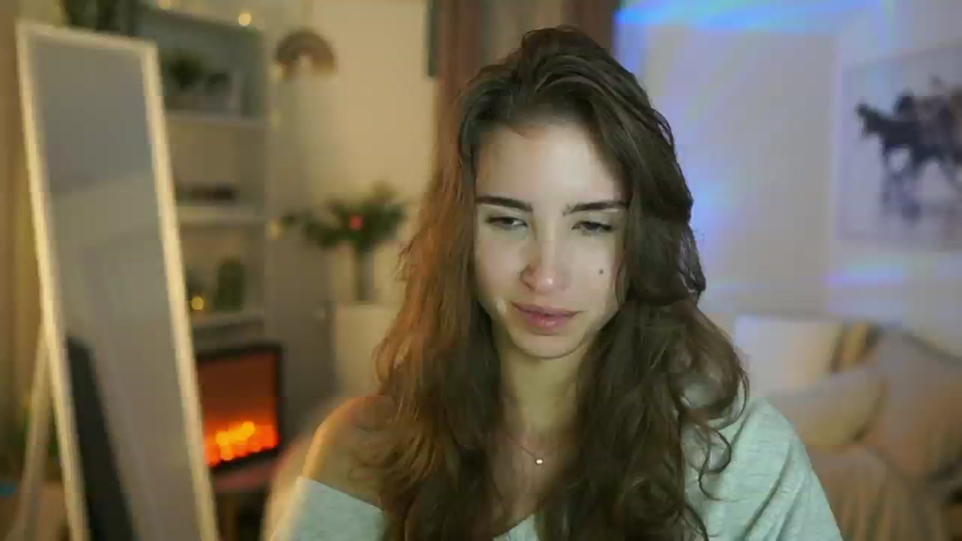 Gallery image thumbnail from Shy_jane's myfreecams stream on, 10/07/2025, 13:16 image 9 of 20