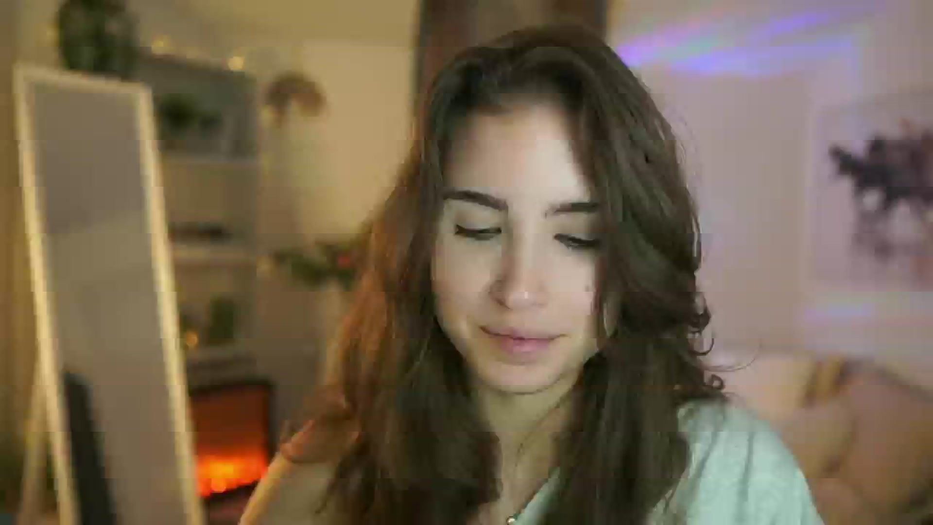 Gallery image thumbnail from Shy_jane's myfreecams stream on, 10/07/2025, 13:16 image 18 of 20