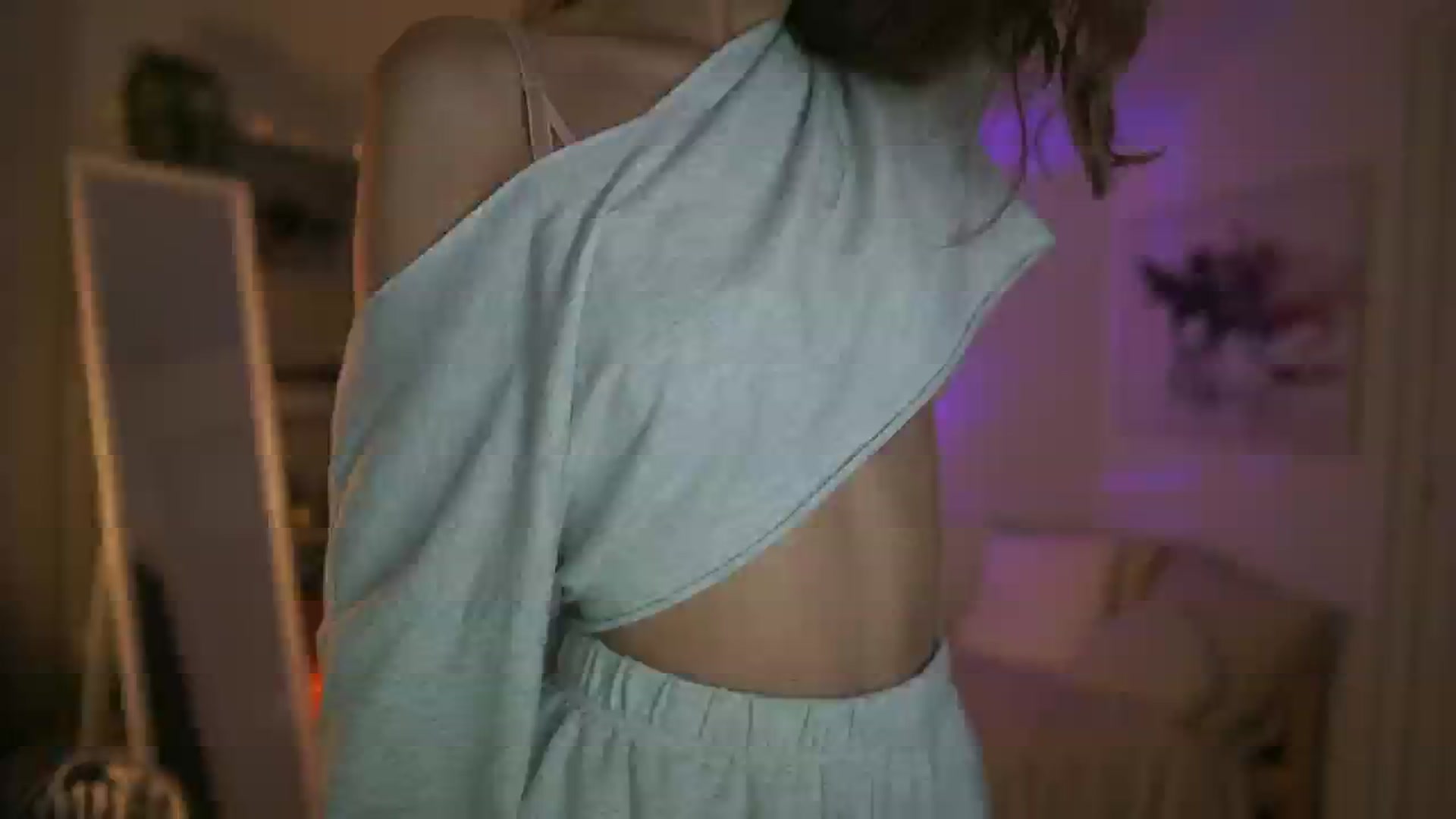 Gallery image thumbnail from Shy_jane's myfreecams stream on, 10/07/2025, 15:35 image 16 of 20