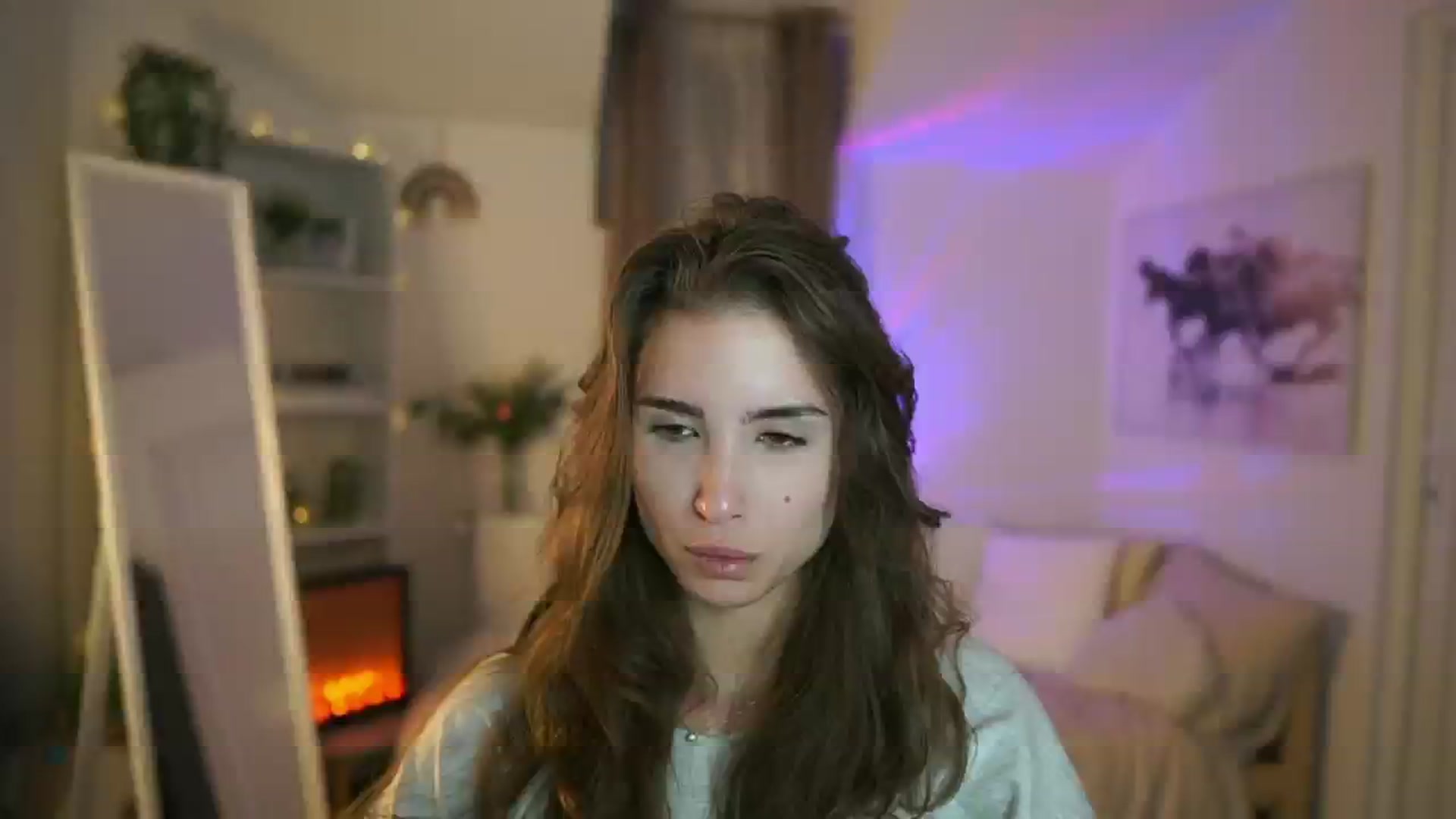 Gallery image thumbnail from Shy_jane's myfreecams stream on, 10/07/2025, 15:35 image 6 of 20