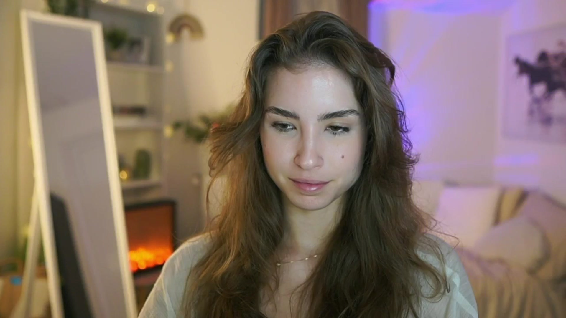 Gallery image thumbnail from Shy_jane's myfreecams stream on, 10/09/2025, 10:22 image 16 of 20