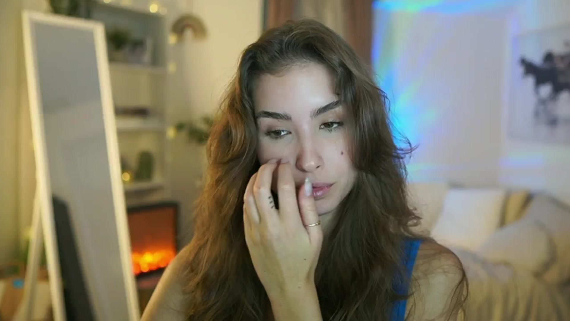 Gallery image thumbnail from Shy_jane's myfreecams stream on, 10/09/2025, 10:51 image 3 of 20