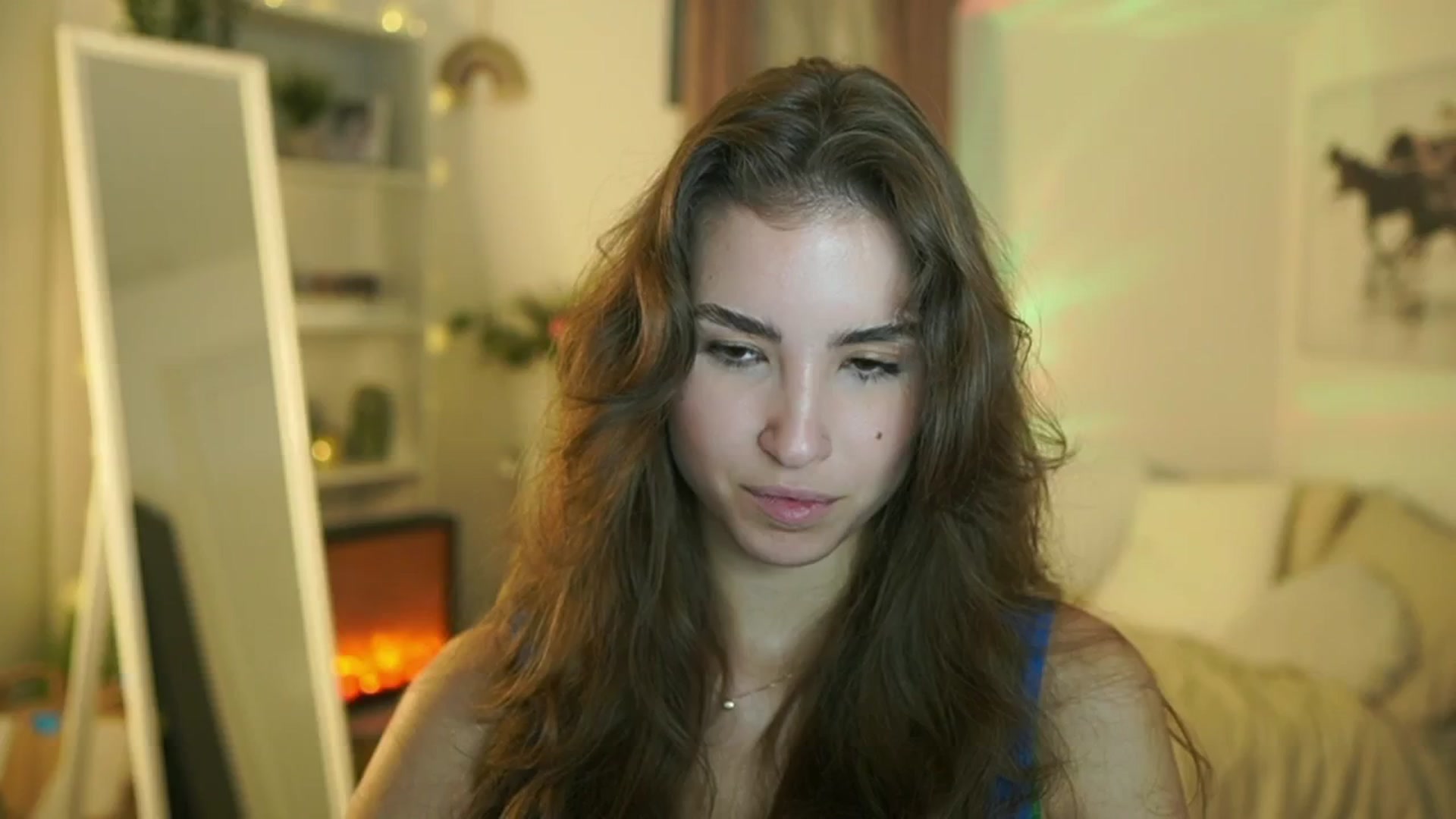 Gallery image thumbnail from Shy_jane's myfreecams stream on, 10/09/2025, 10:51 image 15 of 20