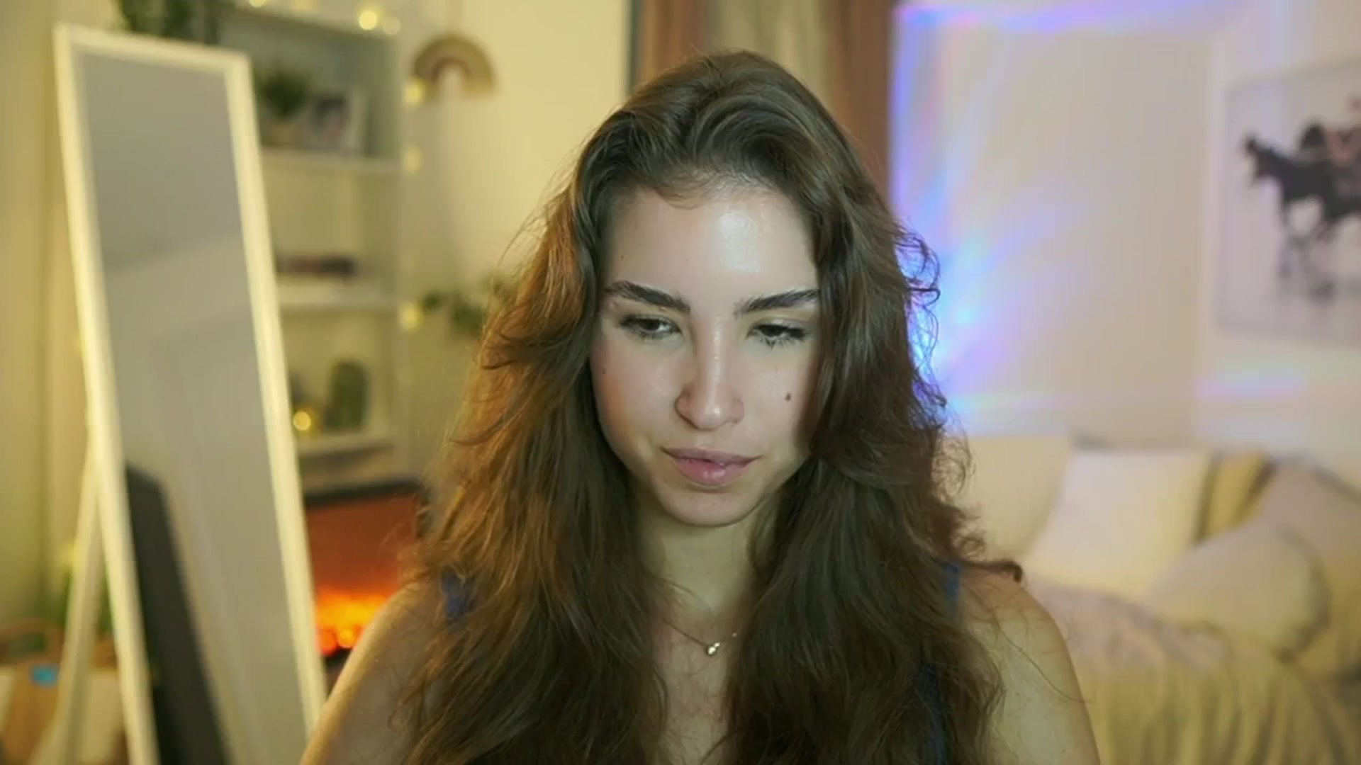 Gallery image thumbnail from Shy_jane's myfreecams stream on, 10/09/2025, 11:21 image 6 of 20