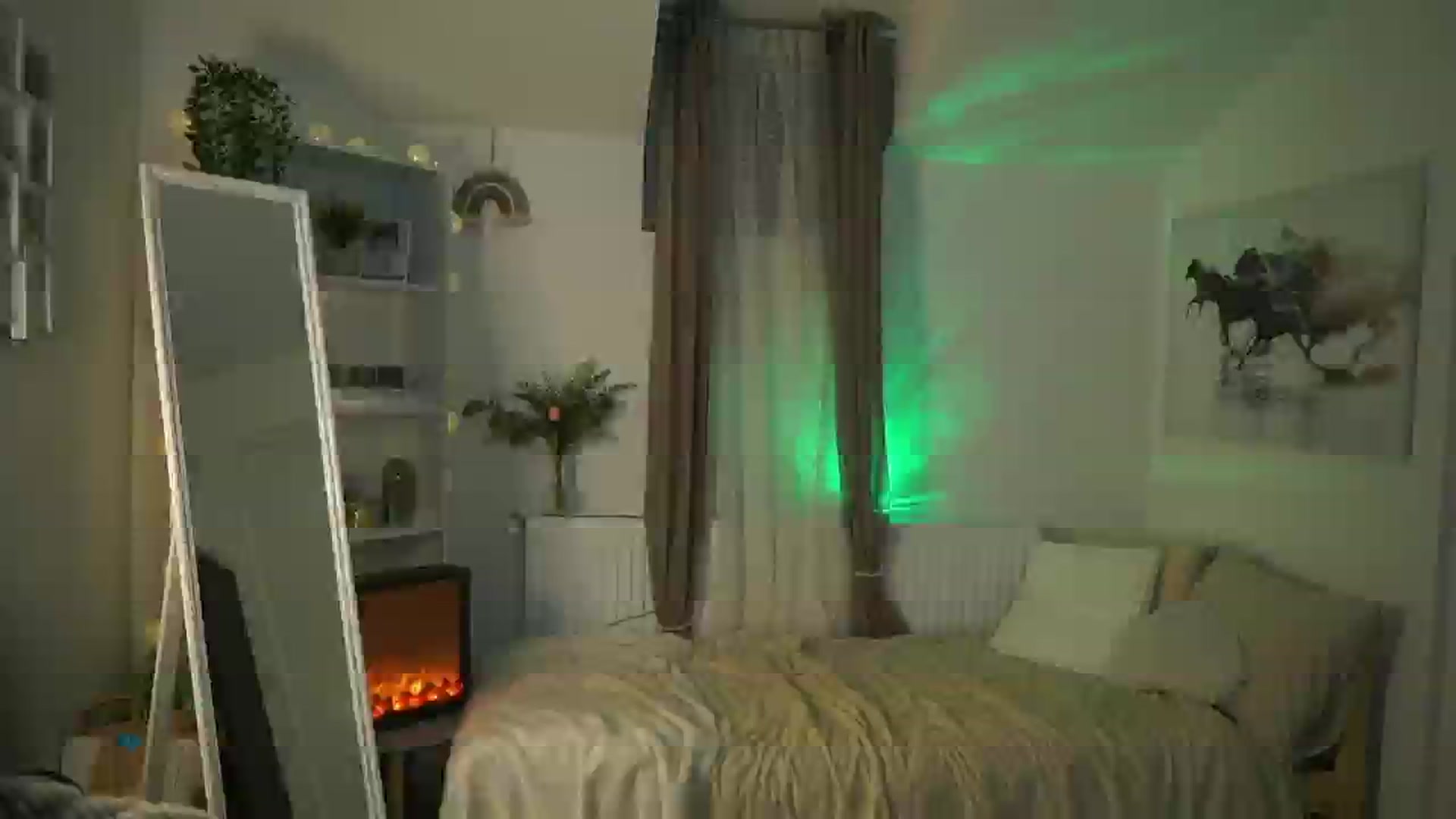 Gallery image thumbnail from Shy_jane's myfreecams stream on, 10/09/2025, 16:21 image 14 of 20