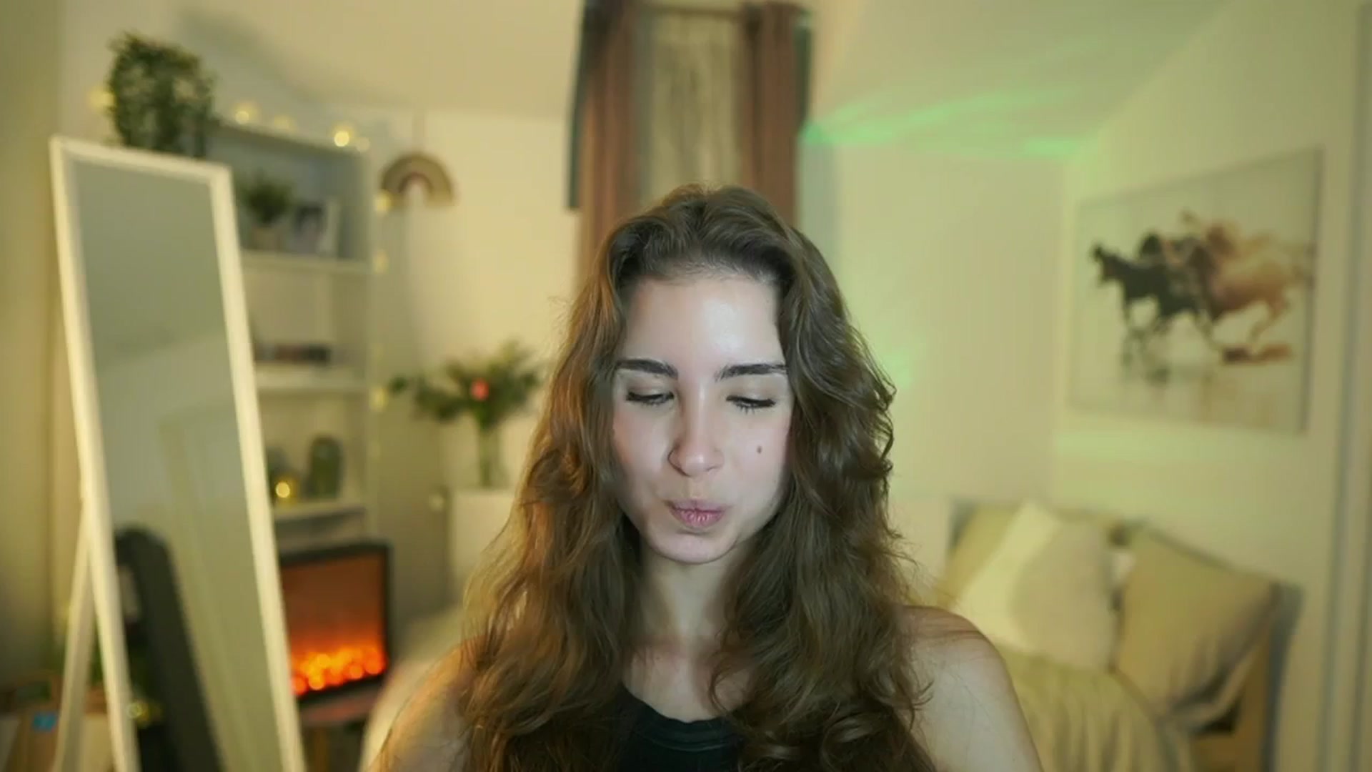 Gallery image thumbnail from Shy_jane's myfreecams stream on, 10/15/2025, 14:44 image 5 of 20