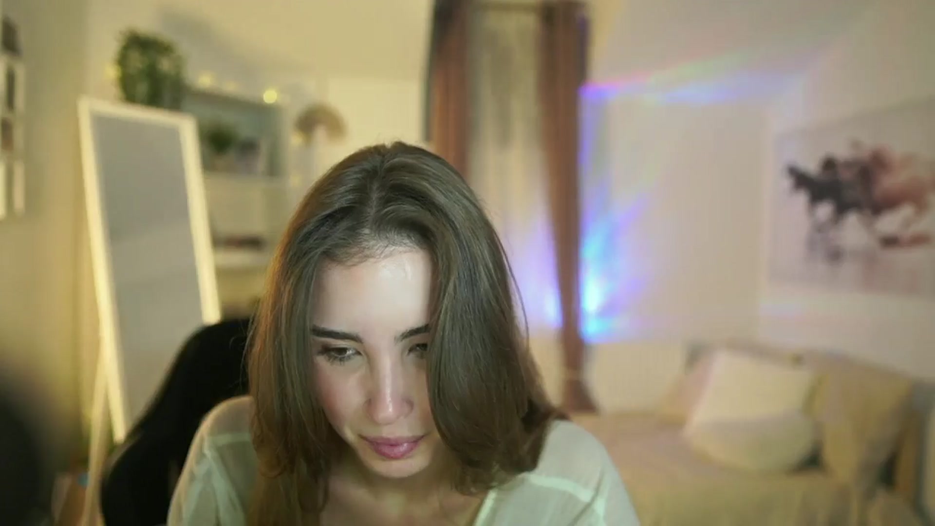 Gallery image thumbnail from Shy_jane's myfreecams stream on, 10/23/2025, 17:07 image 18 of 20