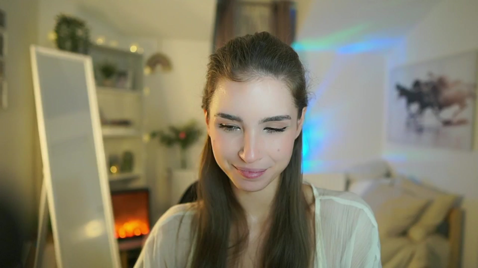 Gallery image thumbnail from Shy_jane's myfreecams stream on, 10/28/2025, 11:39 image 17 of 20