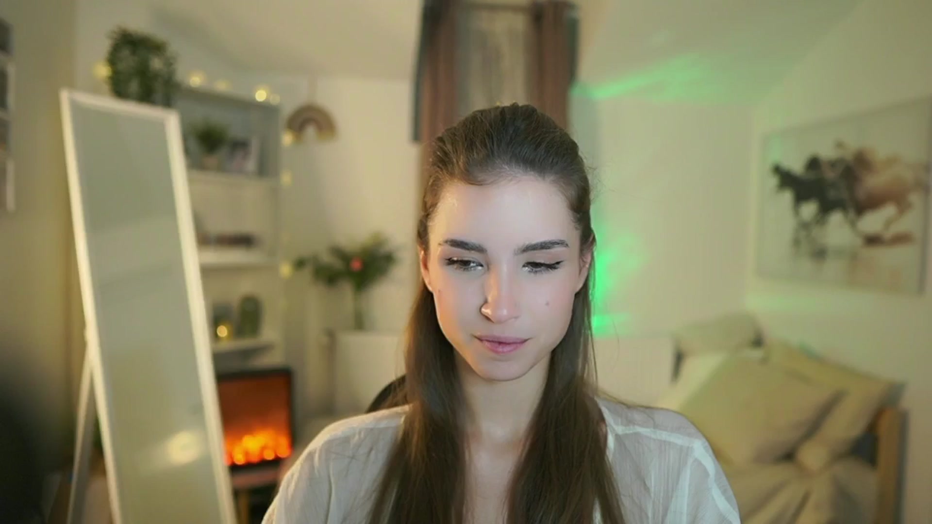 Gallery image thumbnail from Shy_jane's myfreecams stream on, 10/28/2025, 11:39 image 2 of 20