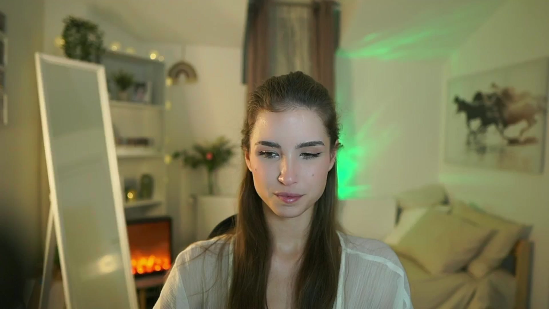 Gallery image thumbnail from Shy_jane's myfreecams stream on, 10/28/2025, 11:39 image 11 of 20
