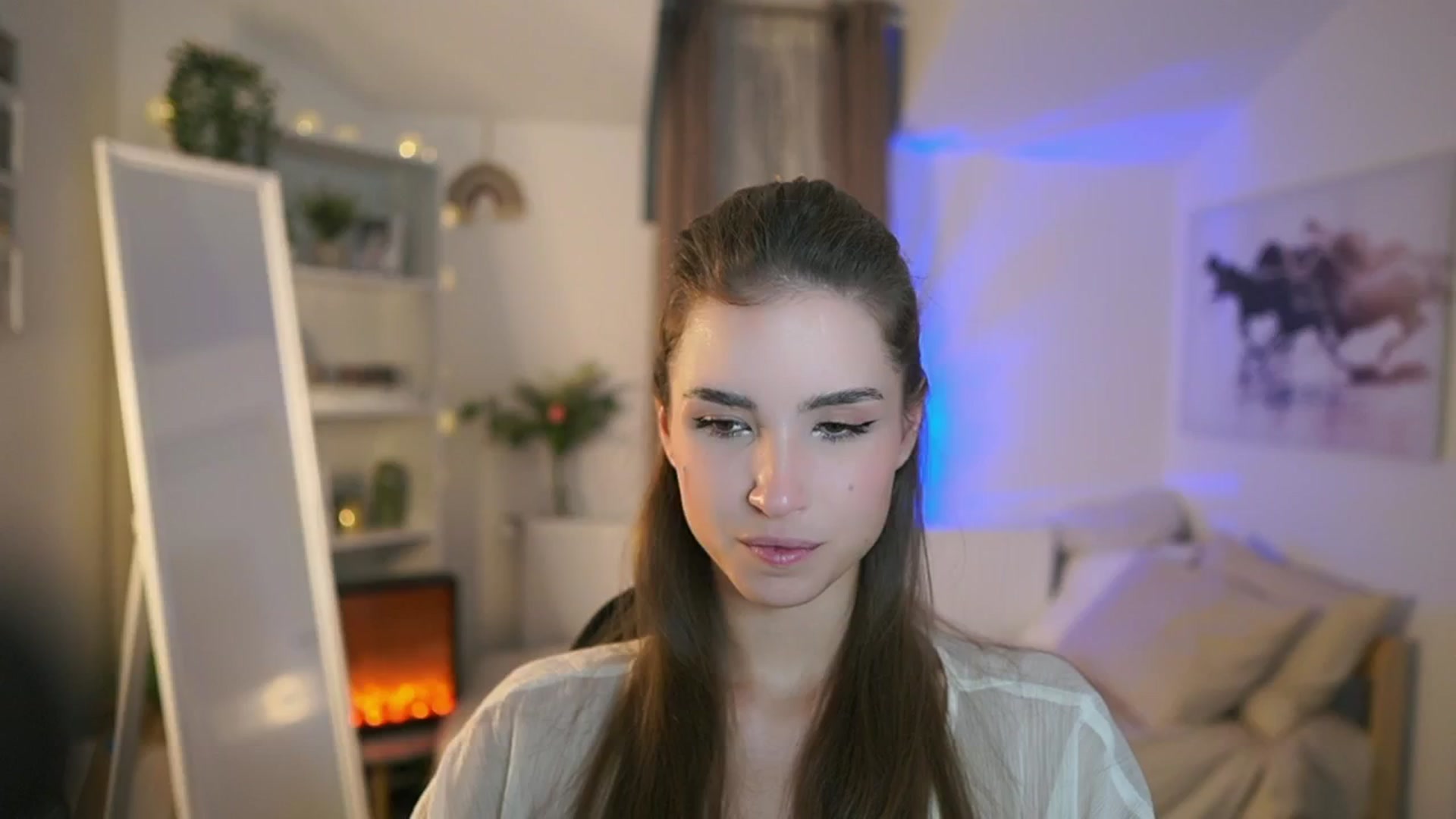Gallery image thumbnail from Shy_jane's myfreecams stream on, 10/28/2025, 11:39 image 3 of 20
