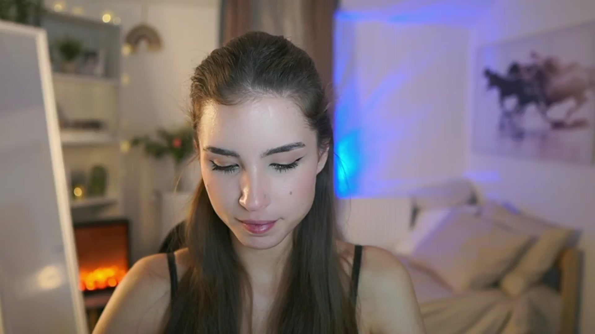 Gallery image thumbnail from Shy_jane's myfreecams stream on, 10/28/2025, 12:52 image 18 of 20