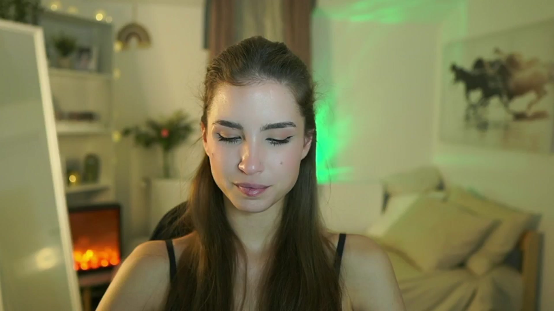 Gallery image thumbnail from Shy_jane's myfreecams stream on, 10/28/2025, 12:52 image 13 of 20
