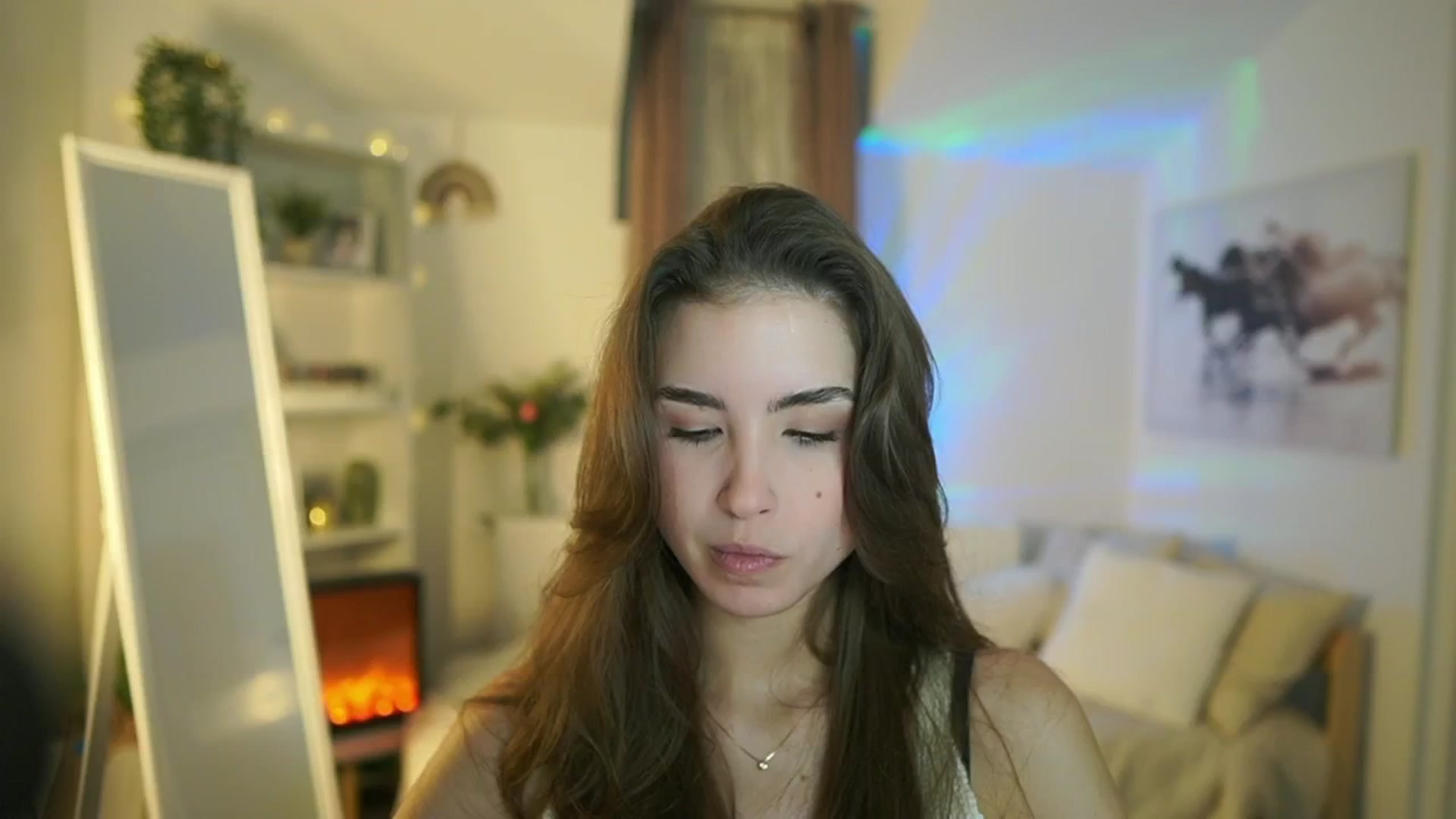 Gallery image thumbnail from Shy_jane's myfreecams stream on, 11/03/2025, 10:38 image 1 of 20