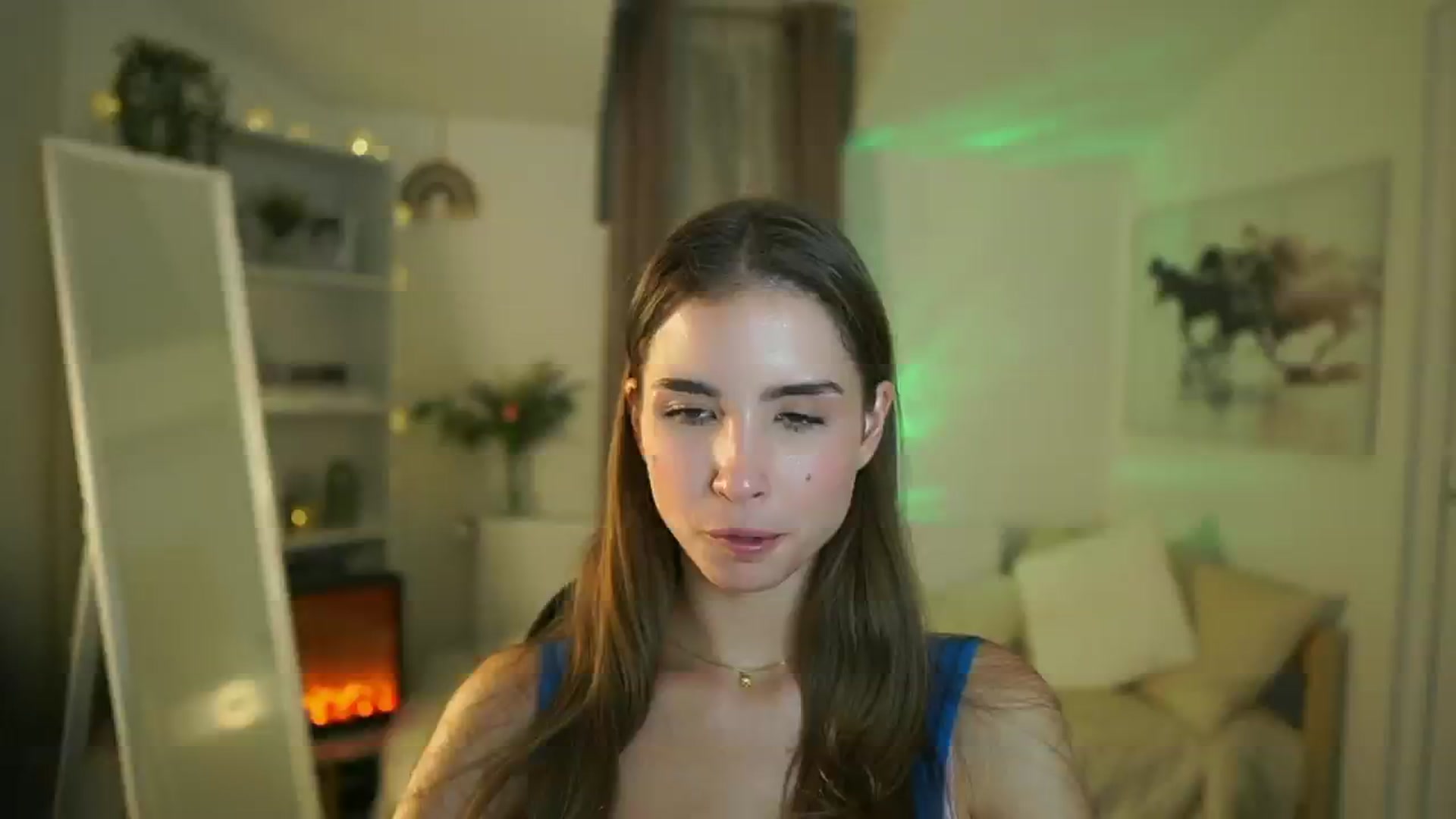 Gallery image thumbnail from Shy_jane's myfreecams stream on, 11/05/2025, 18:39 image 6 of 20