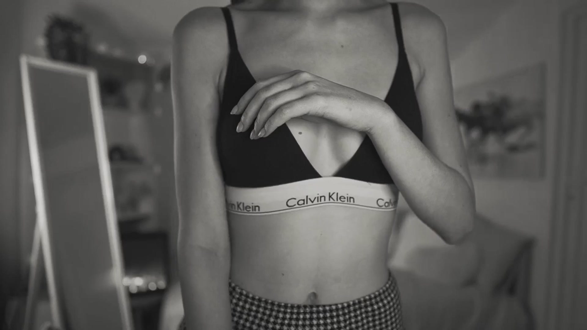 Gallery image thumbnail from Shy_jane's myfreecams stream on, 11/21/2025, 14:12 image 9 of 20