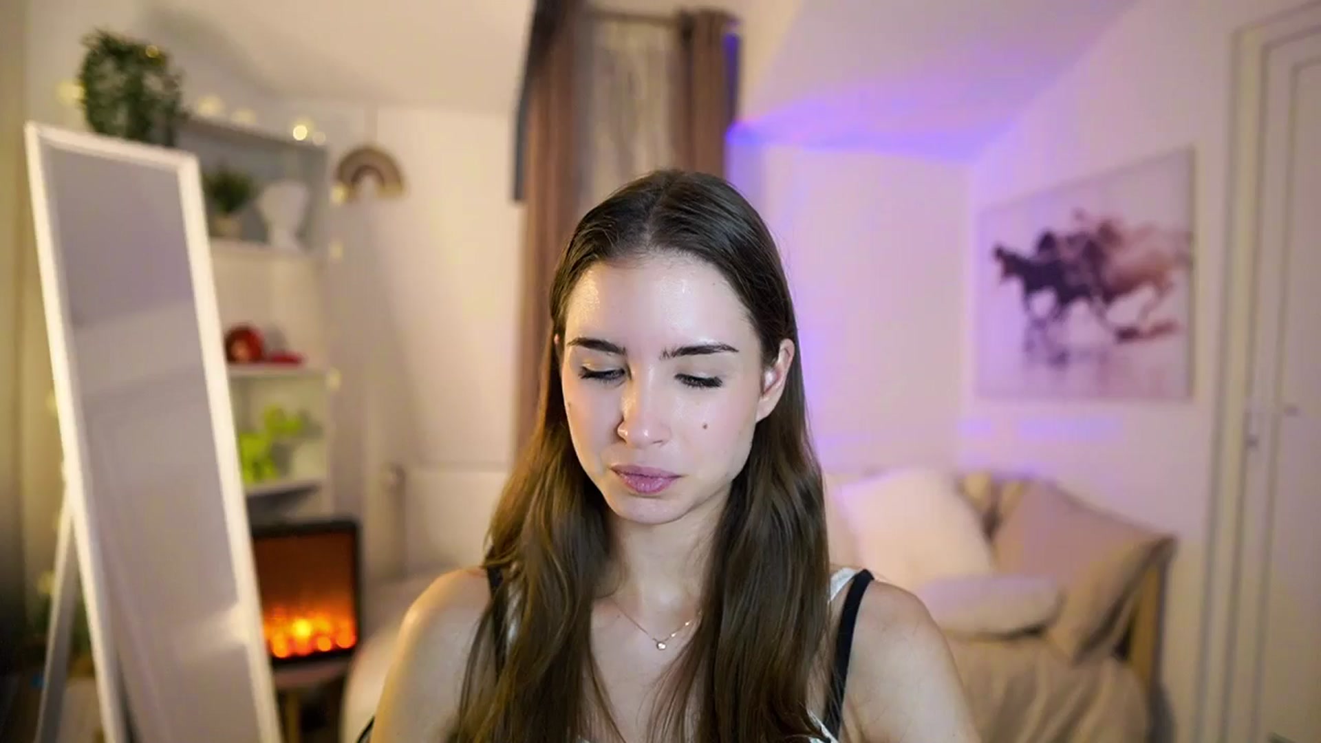 Gallery image thumbnail from Shy_jane's myfreecams stream on, 11/25/2025, 18:09 image 13 of 20