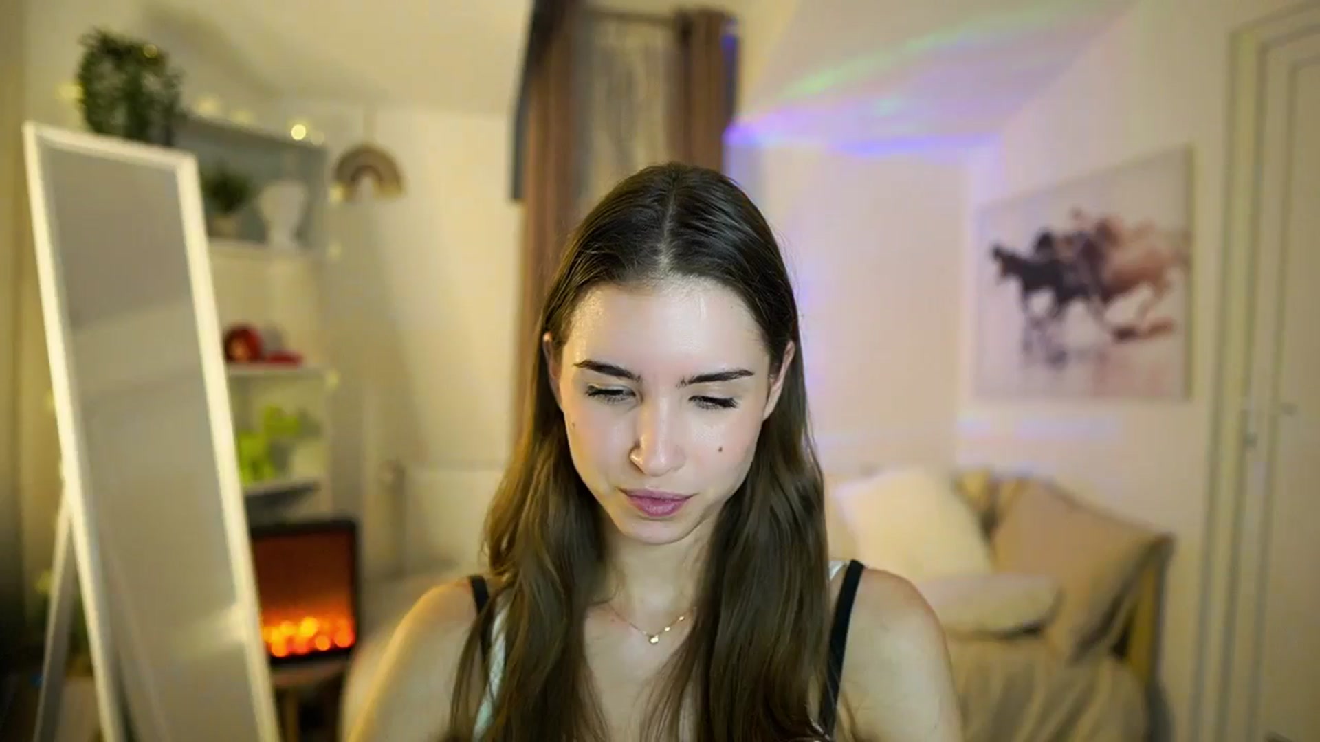 Gallery image thumbnail from Shy_jane's myfreecams stream on, 11/25/2025, 18:09 image 19 of 20