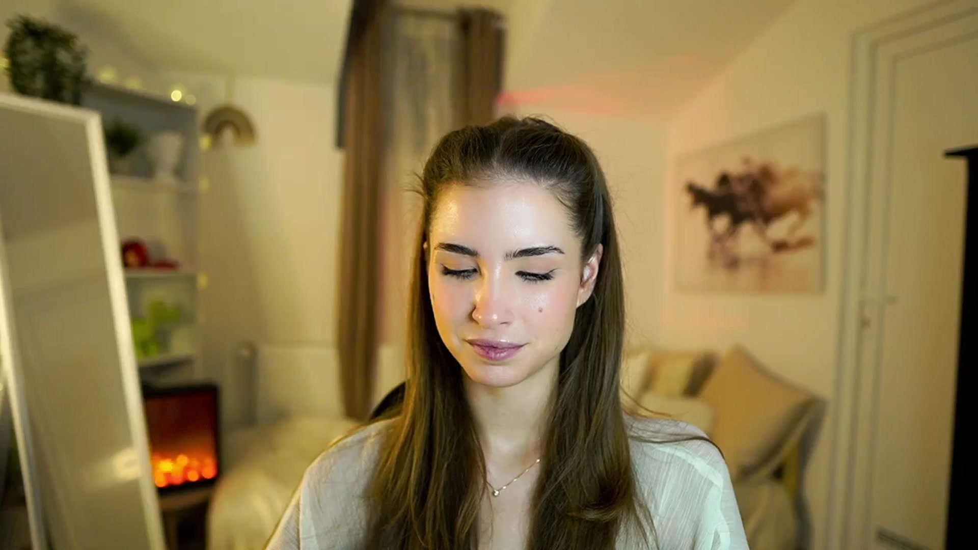 Gallery image thumbnail from Shy_jane's myfreecams stream on, 11/27/2025, 12:49 image 3 of 20