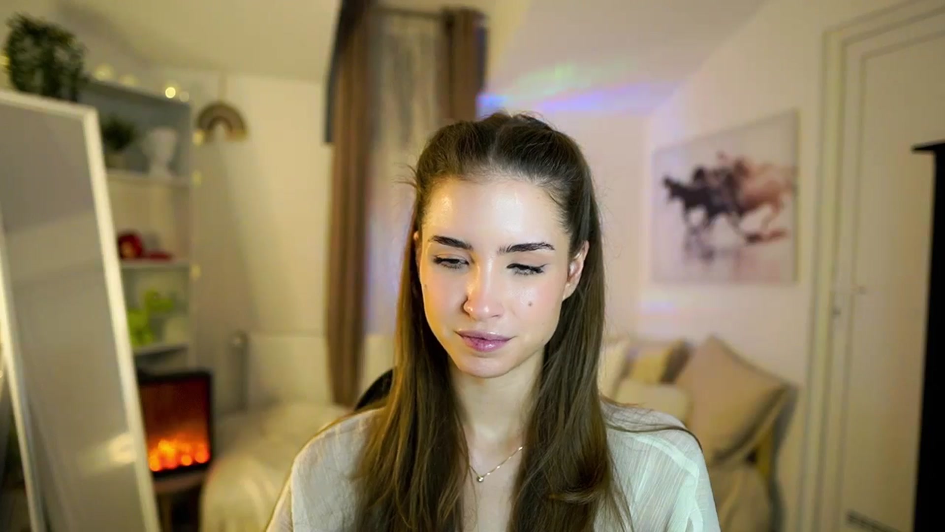 Gallery image thumbnail from Shy_jane's myfreecams stream on, 11/27/2025, 12:49 image 4 of 20