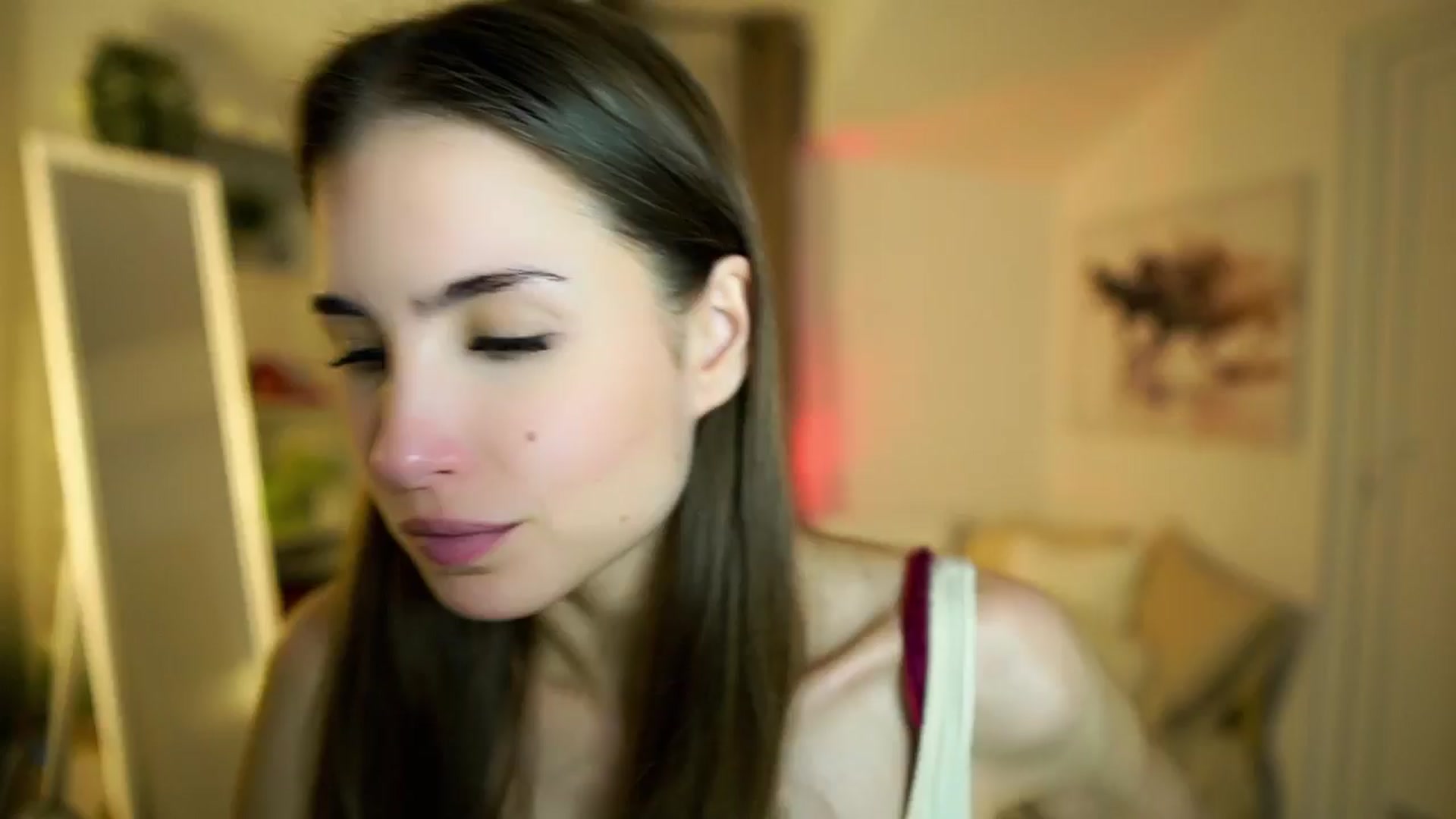 Gallery image thumbnail from Shy_jane's myfreecams stream on, 12/02/2025, 14:26 image 1 of 20