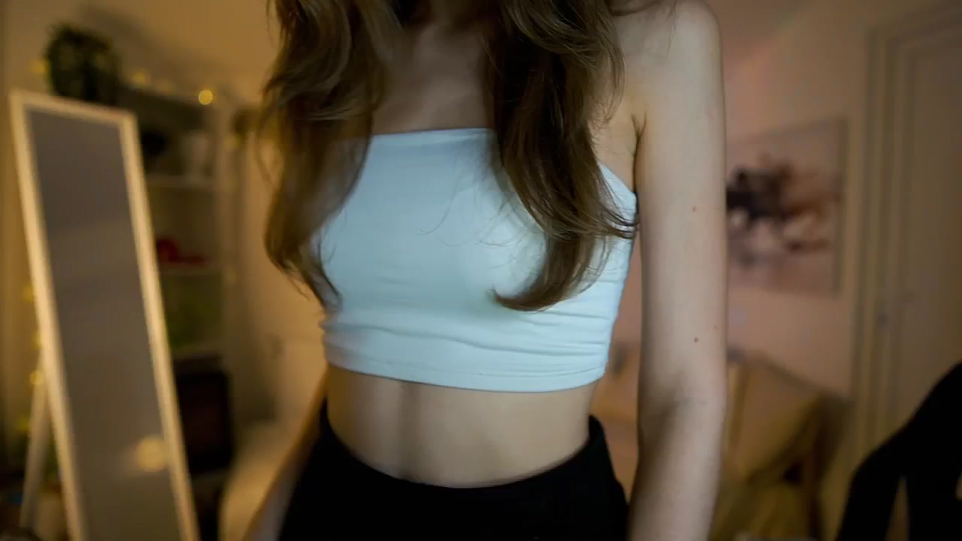 Gallery image thumbnail from Shy_jane's myfreecams stream on, 12/15/2025, 14:41 image 5 of 20