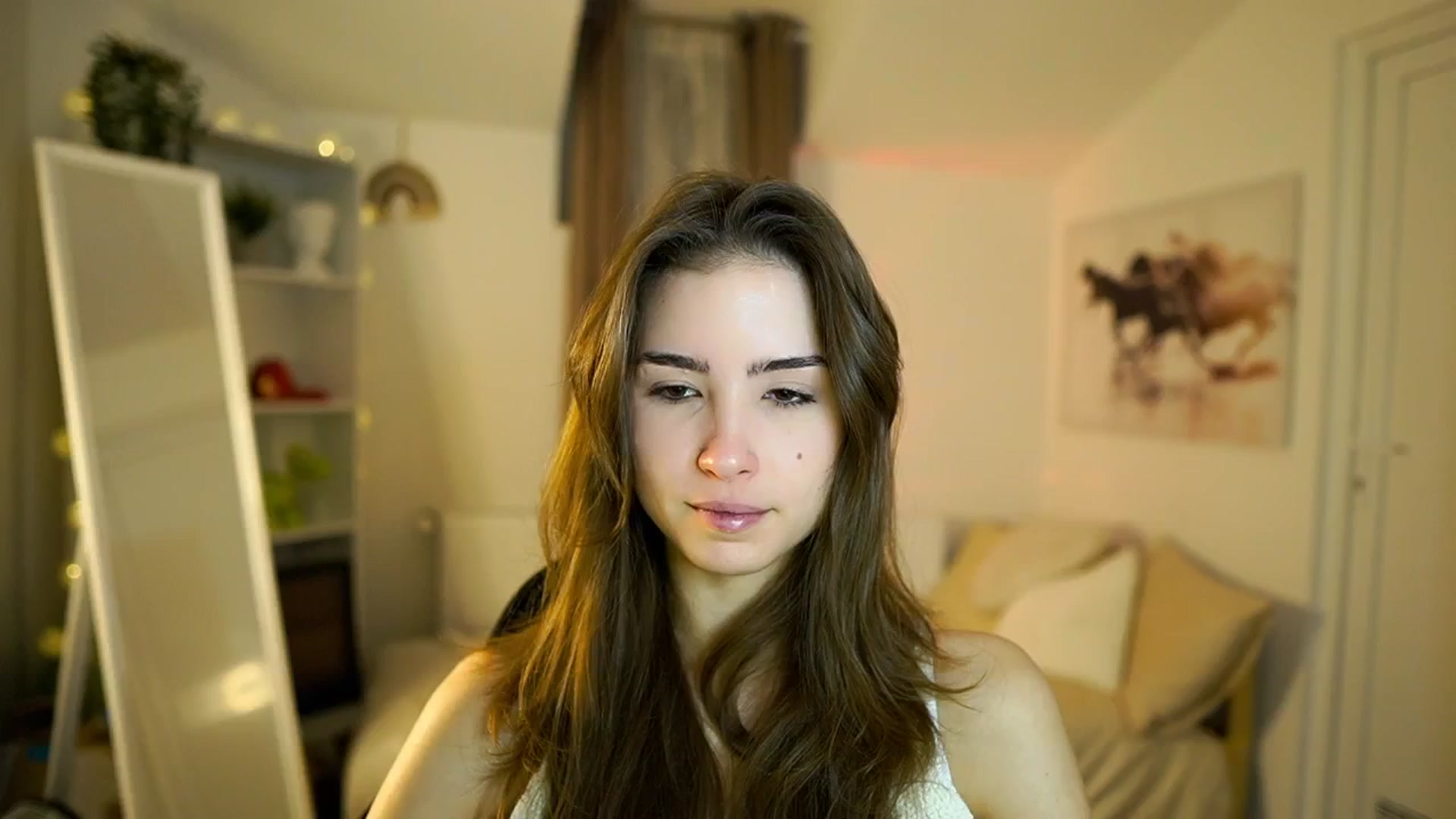 Gallery image thumbnail from Shy_jane's myfreecams stream on, 12/28/2025, 10:57 image 4 of 20