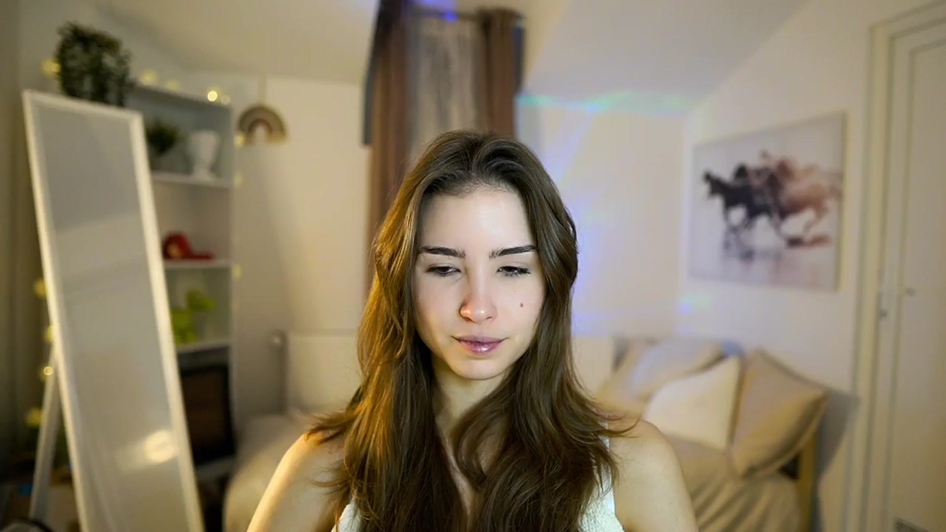 Gallery image thumbnail from Shy_jane's myfreecams stream on, 12/28/2025, 10:57 image 6 of 20