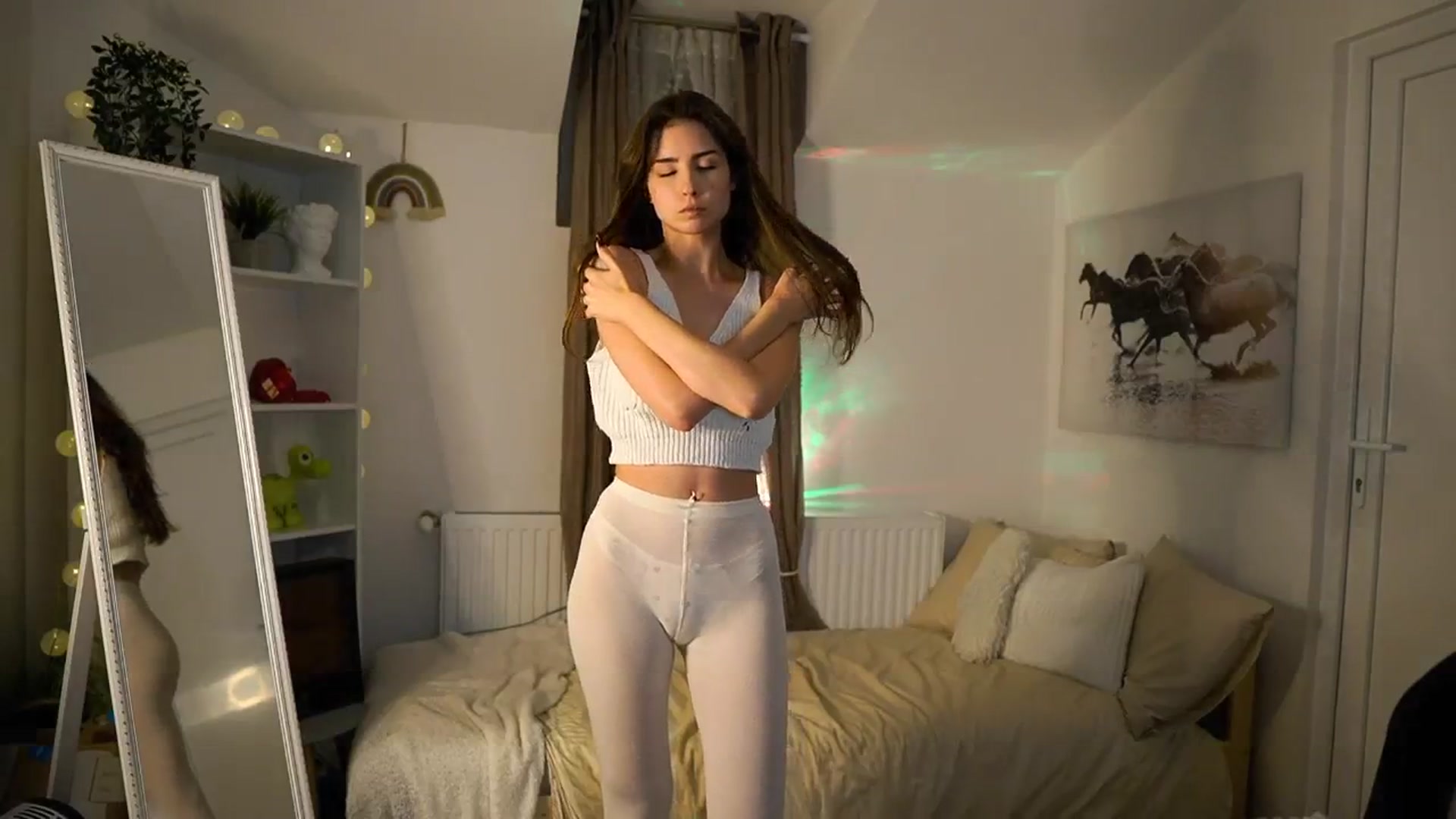 Gallery image thumbnail from Shy_jane's myfreecams stream on, 12/28/2025, 13:48 image 2 of 20