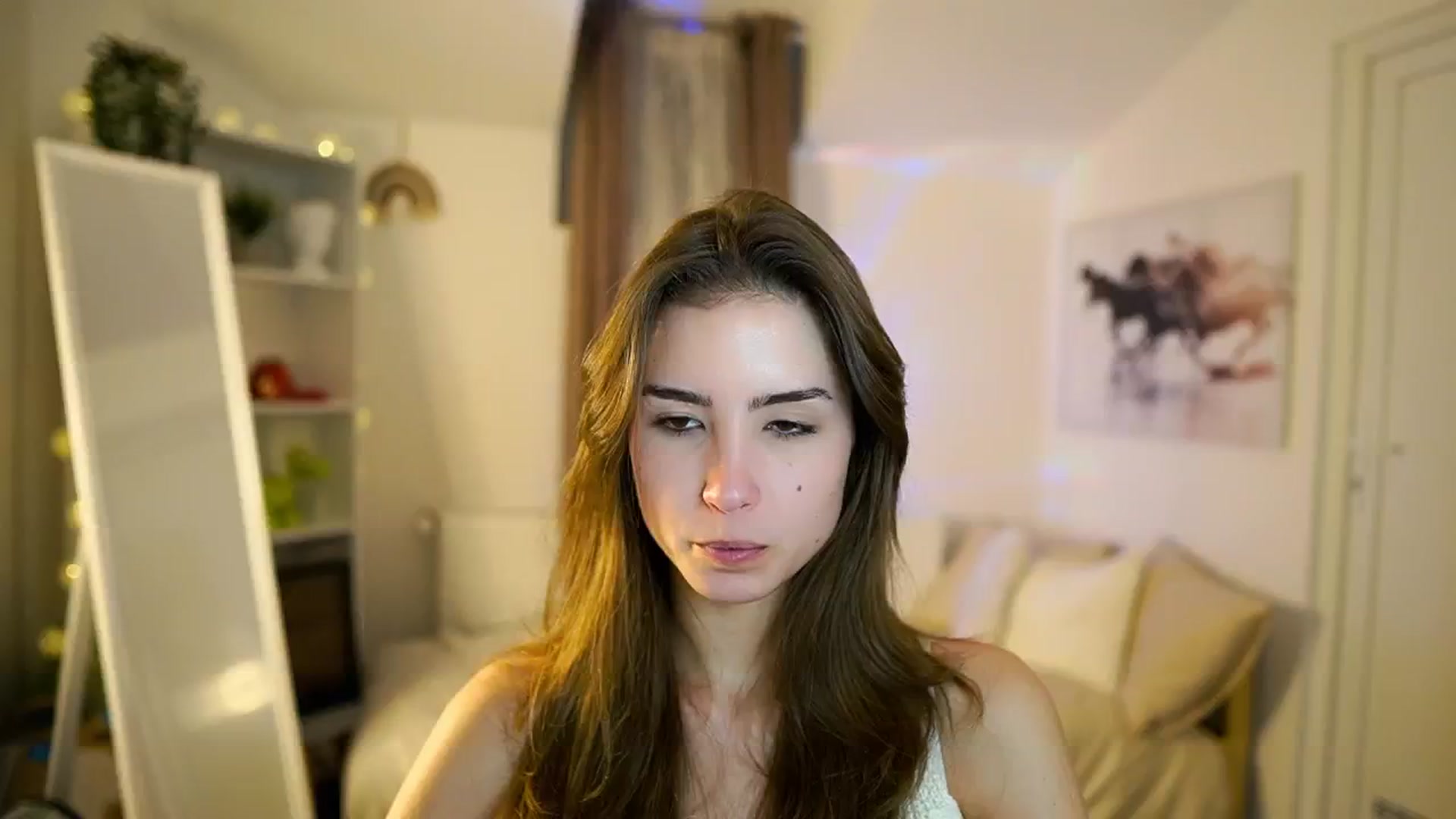Gallery image thumbnail from Shy_jane's myfreecams stream on, 12/28/2025, 15:32 image 1 of 20
