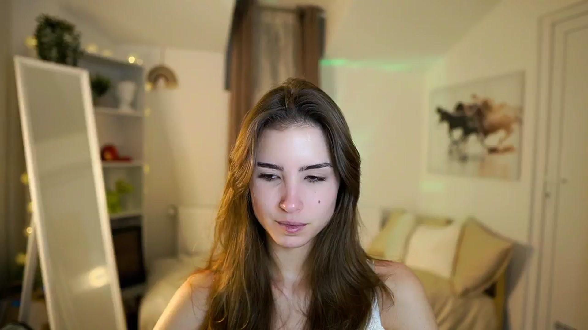 Gallery image thumbnail from Shy_jane's myfreecams stream on, 12/28/2025, 15:32 image 4 of 20