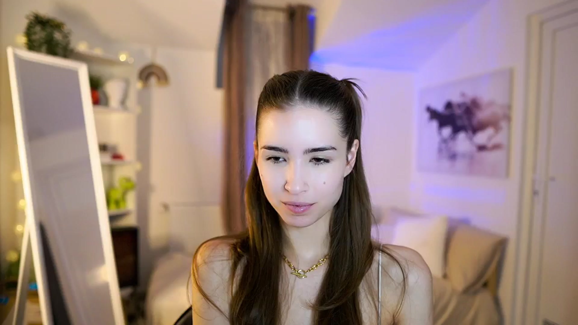 Gallery image thumbnail from Shy_jane's myfreecams stream on, 01/12/2026, 12:47 image 1 of 20