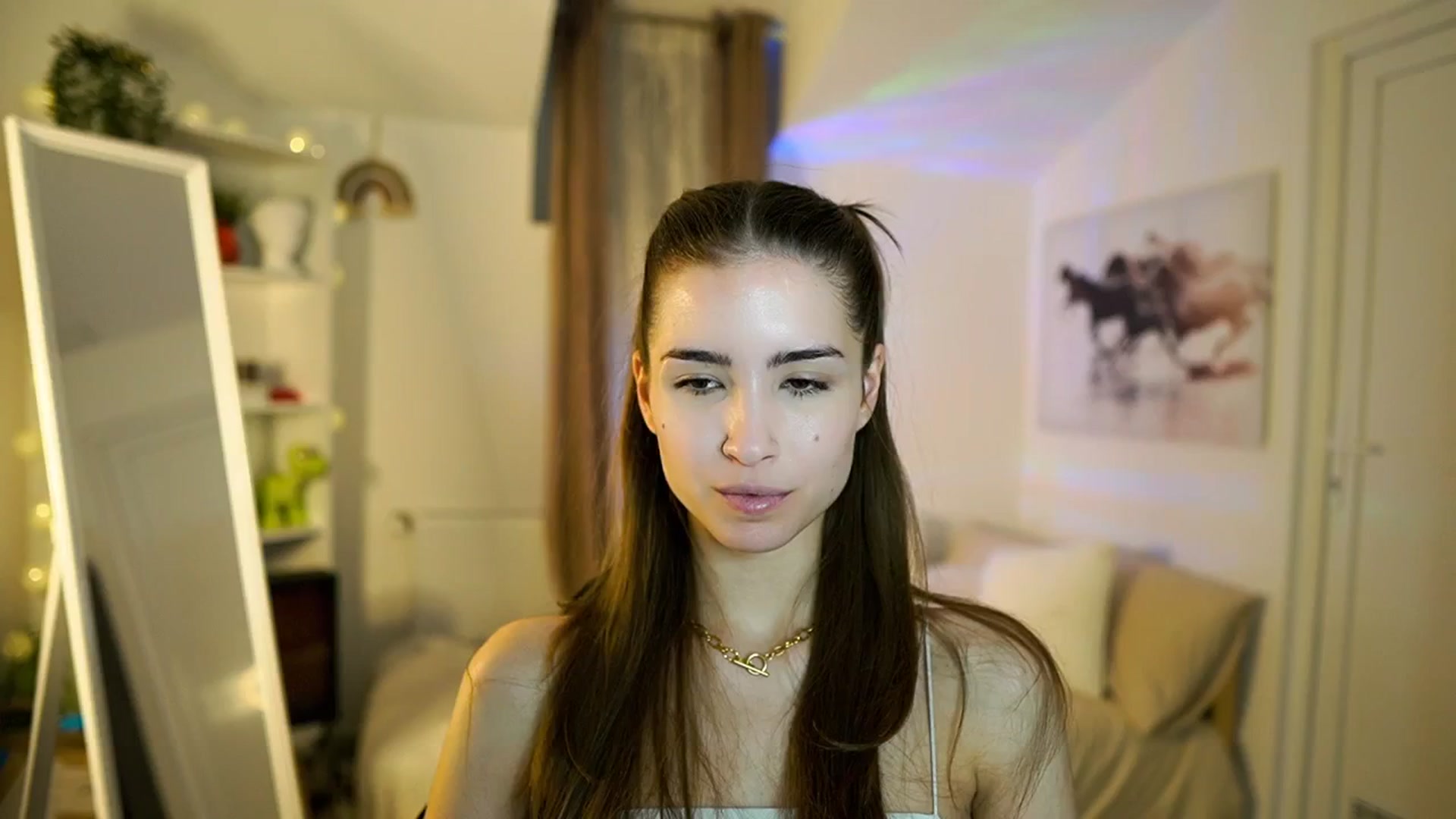Gallery image thumbnail from Shy_jane's myfreecams stream on, 01/12/2026, 12:47 image 14 of 20