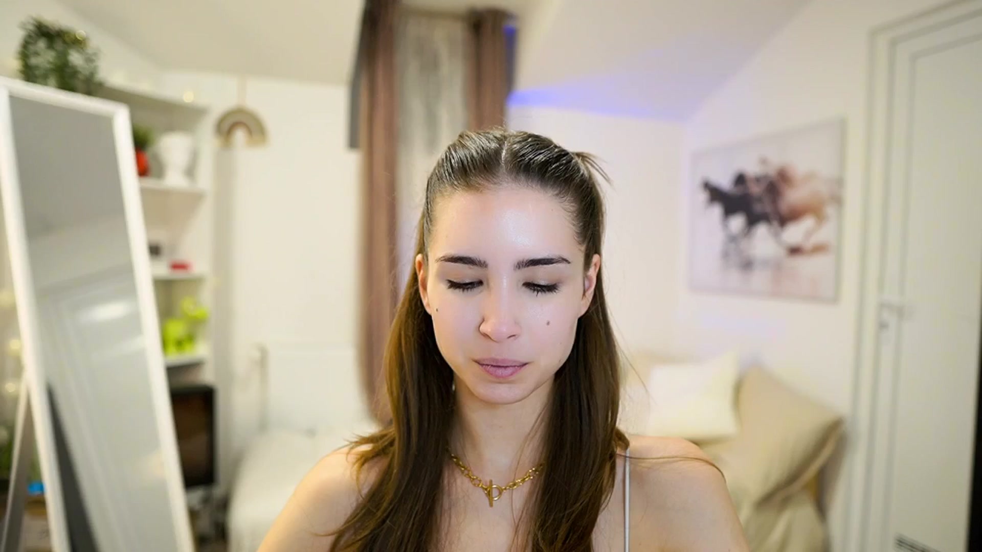 Gallery image thumbnail from Shy_jane's myfreecams stream on, 01/12/2026, 17:27 image 1 of 20