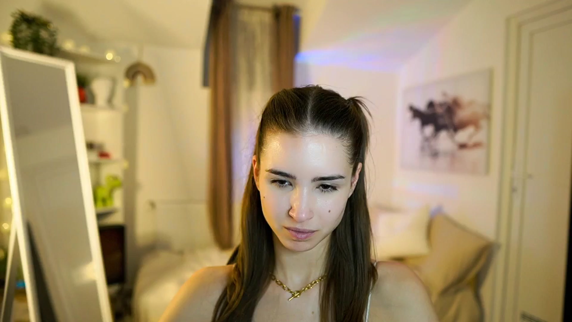 Gallery image thumbnail from Shy_jane's myfreecams stream on, 01/12/2026, 18:04 image 11 of 20