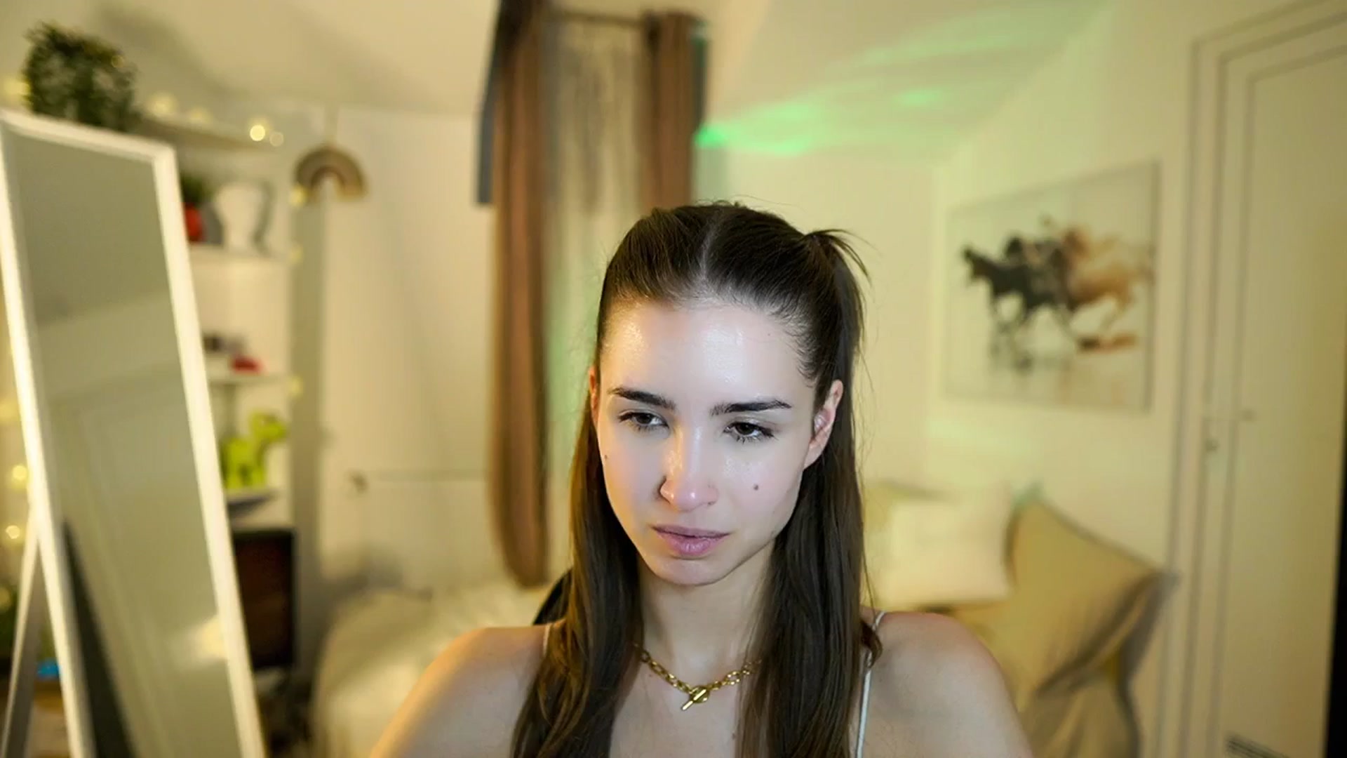 Gallery image thumbnail from Shy_jane's myfreecams stream on, 01/12/2026, 18:04 image 18 of 20
