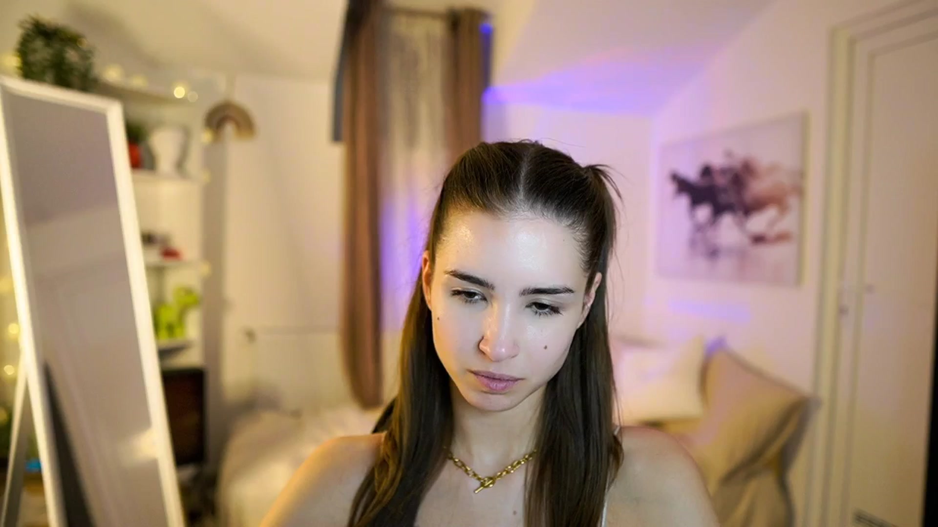 Gallery image thumbnail from Shy_jane's myfreecams stream on, 01/12/2026, 18:04 image 10 of 20